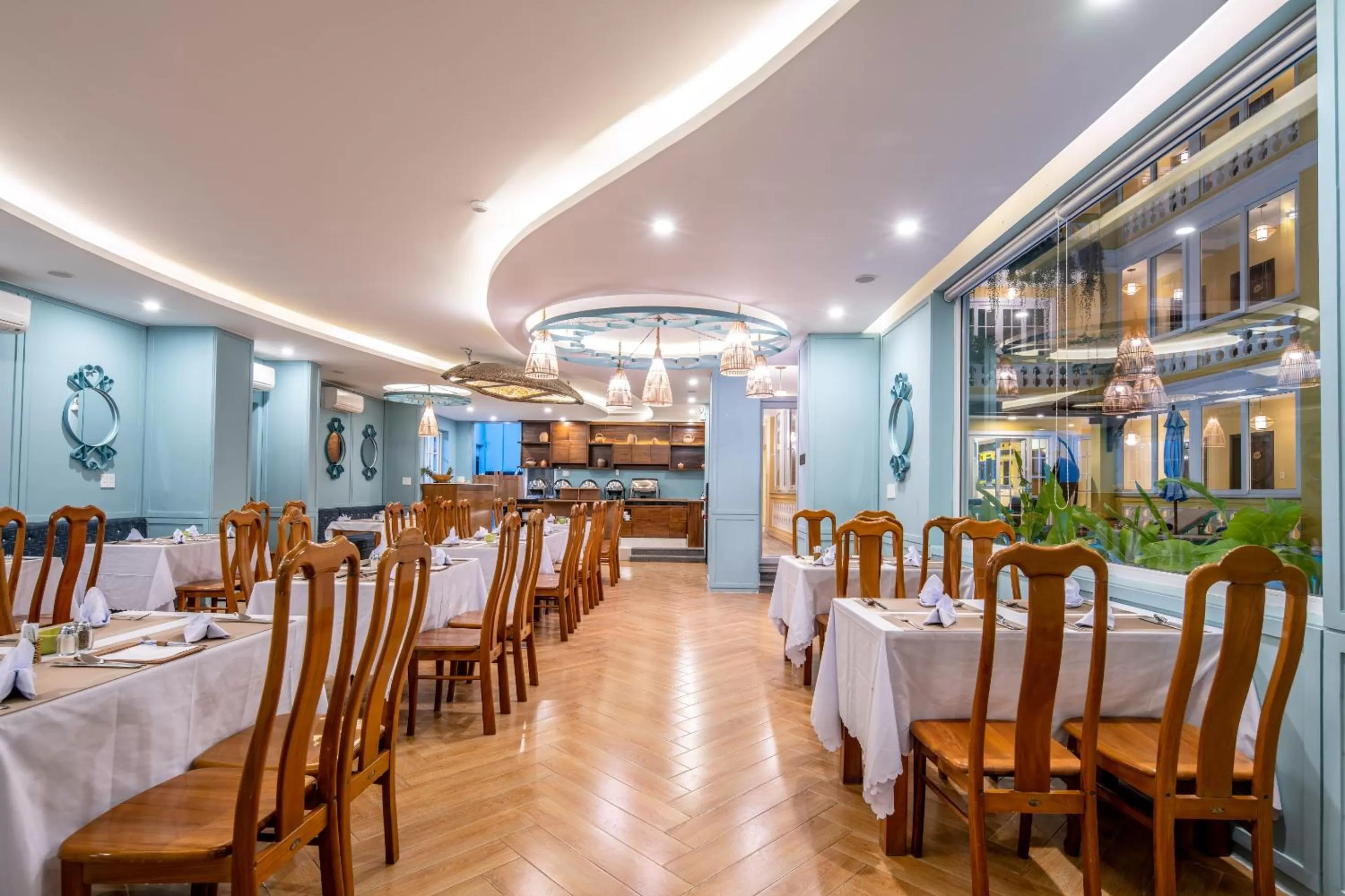 Restaurant/Places to Eat in TRIPLE Riverside Villa Hotel HoiAn