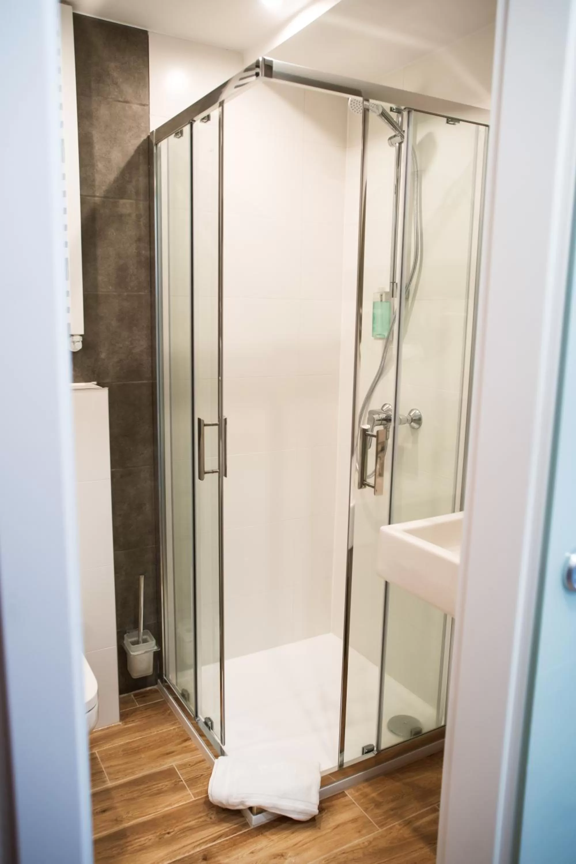 Bathroom in Gold Hotel