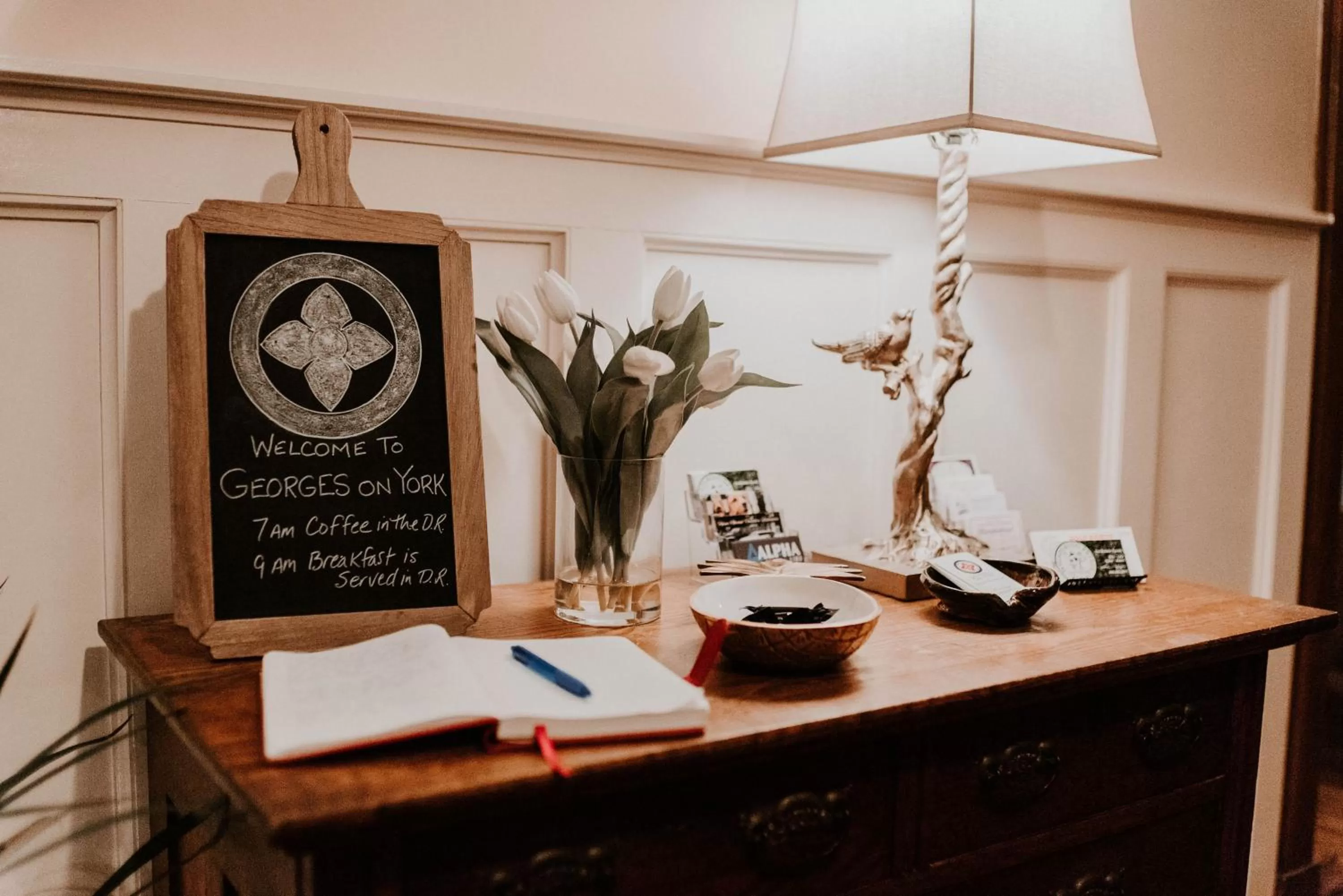 Lobby or reception in Georges on York B&B