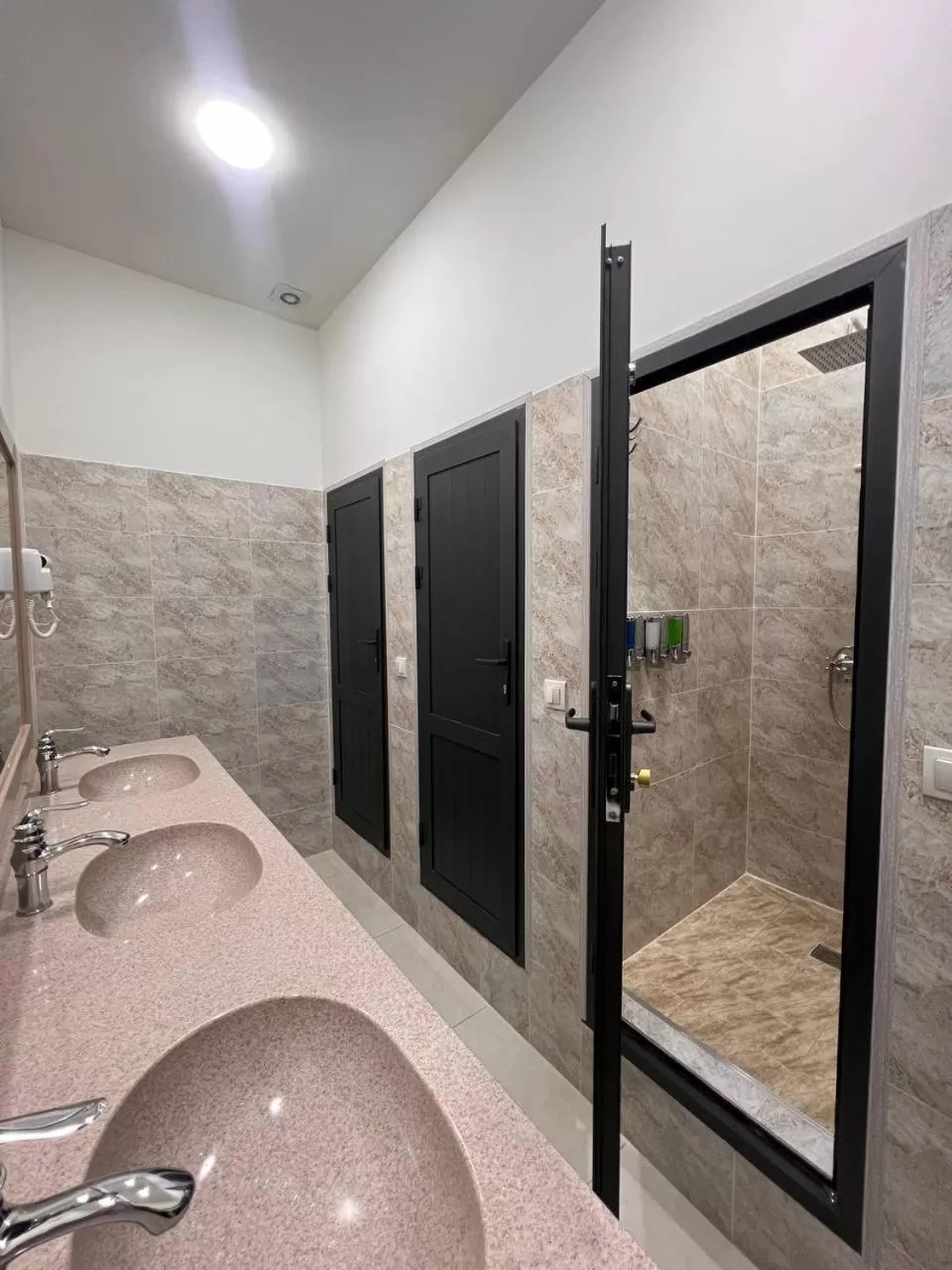 Shower in Rever Hotel