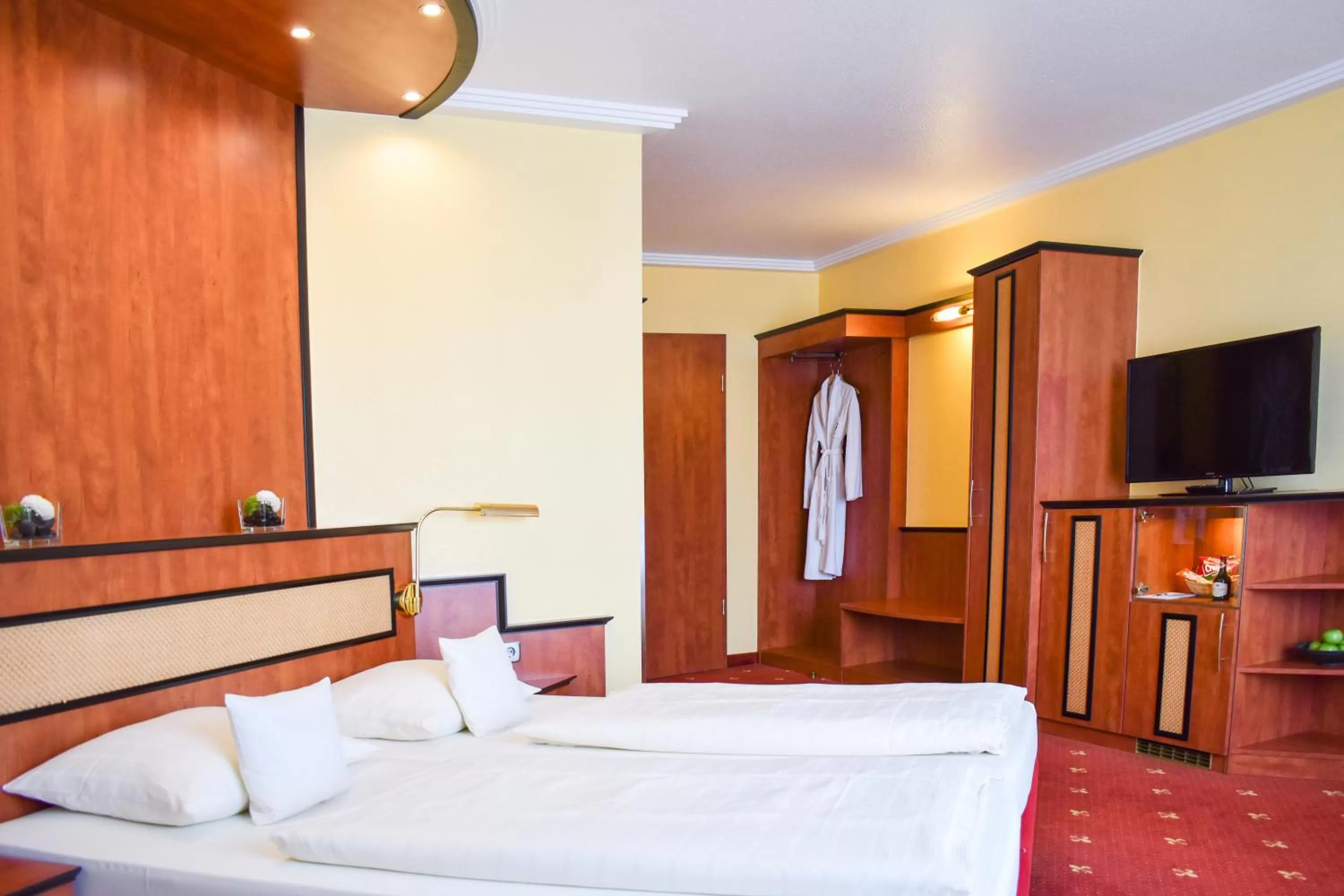 Superior Double Room in Hotel ESPERANTO Kongress- und Kulturzentrum Fulda