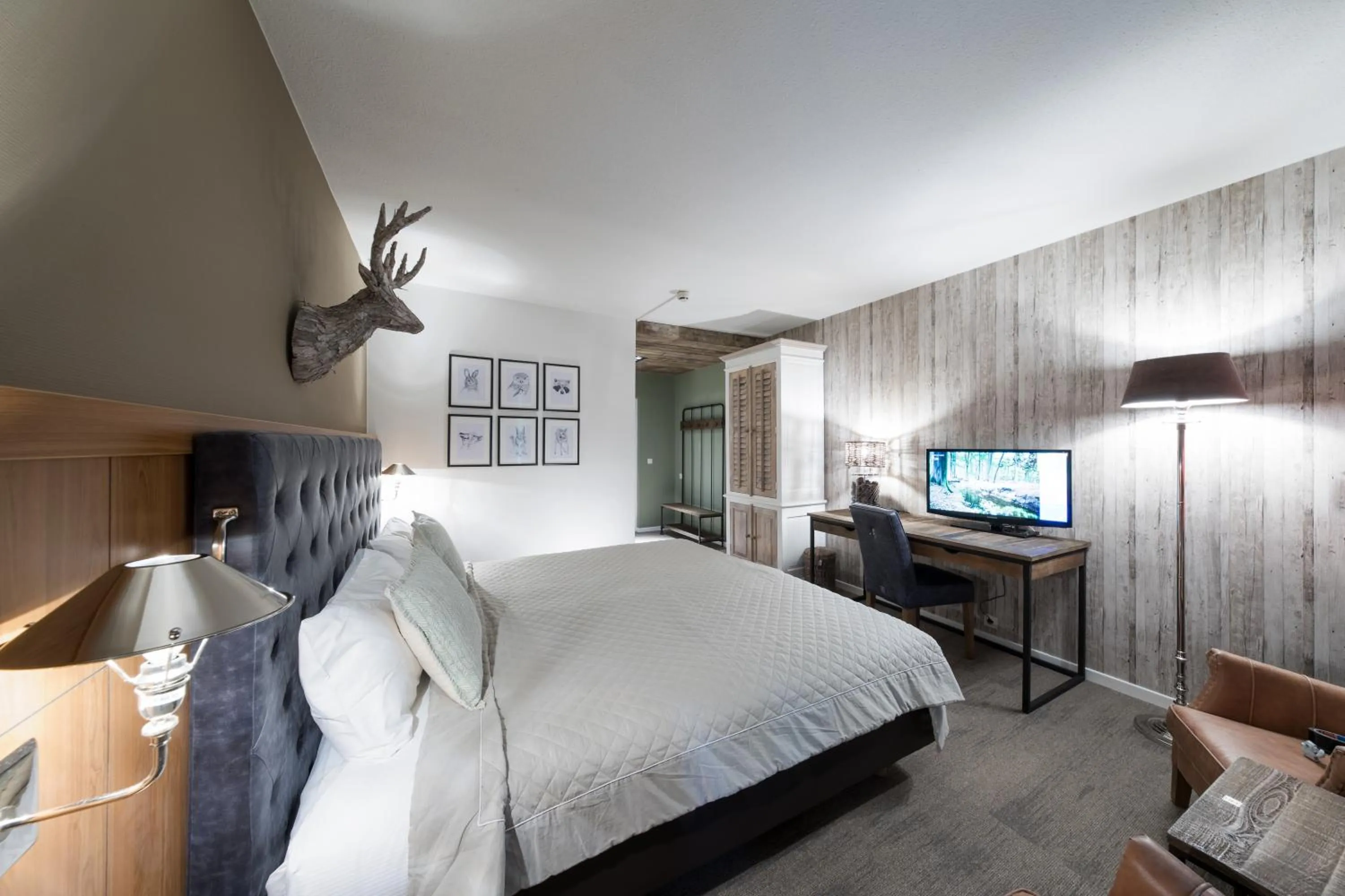 TV and multimedia, Bed in Bilderberg Hotel 't Speulderbos