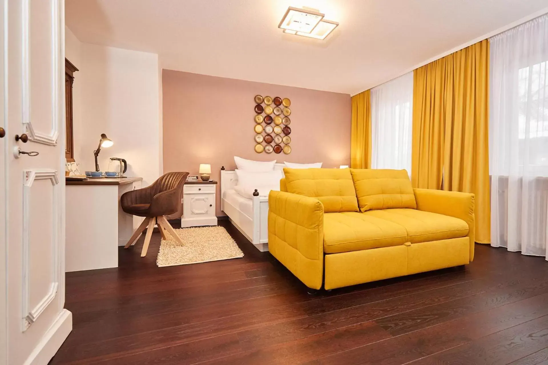 Standard Triple Room - single occupancy in Zum Fischer am See ***S Standard Triple Room - single occupancy in Zum Fischer am See ***S