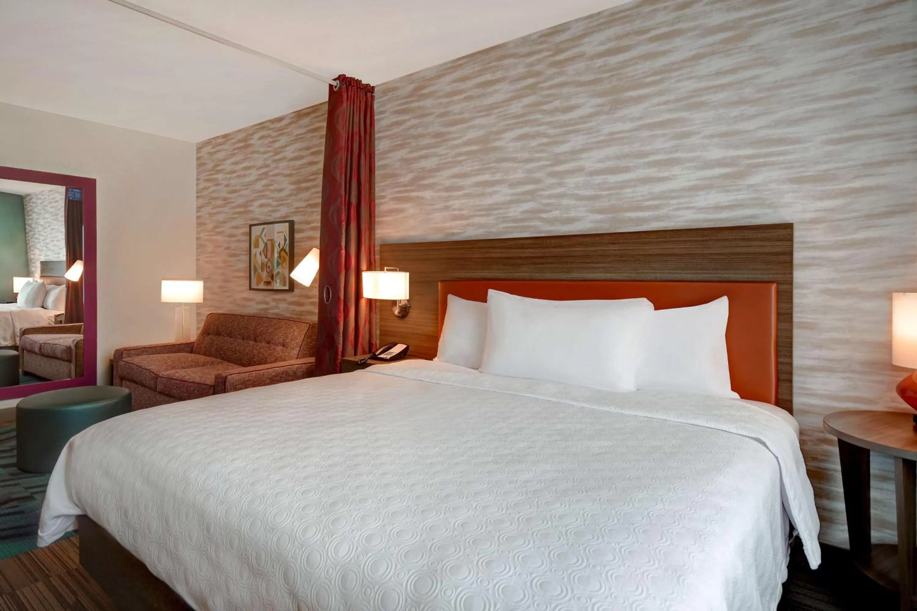 Bed in Home2 Suites By Hilton Kalamazoo Downtown, Mi