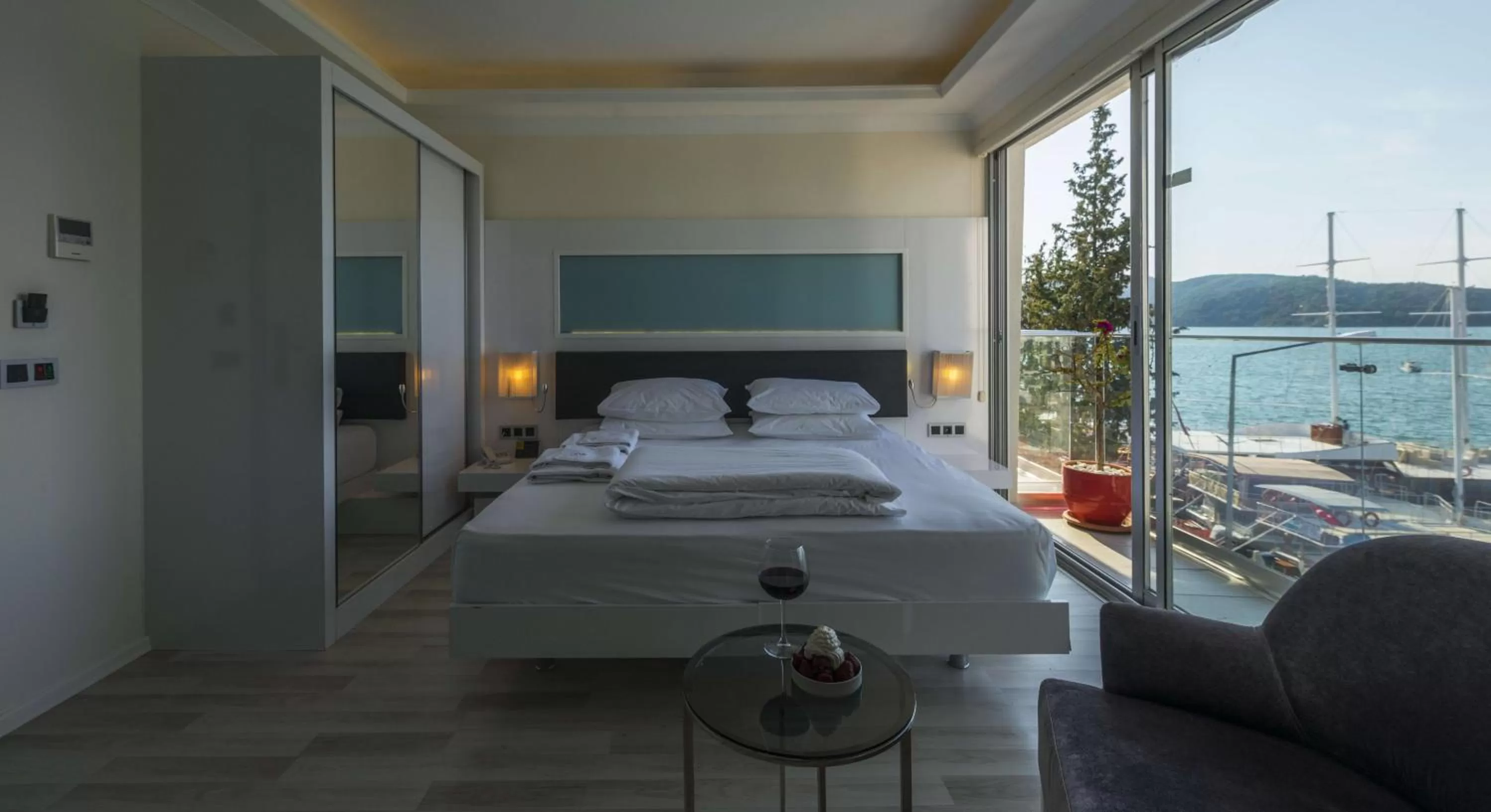 Bed in Orka Boutique Hotel