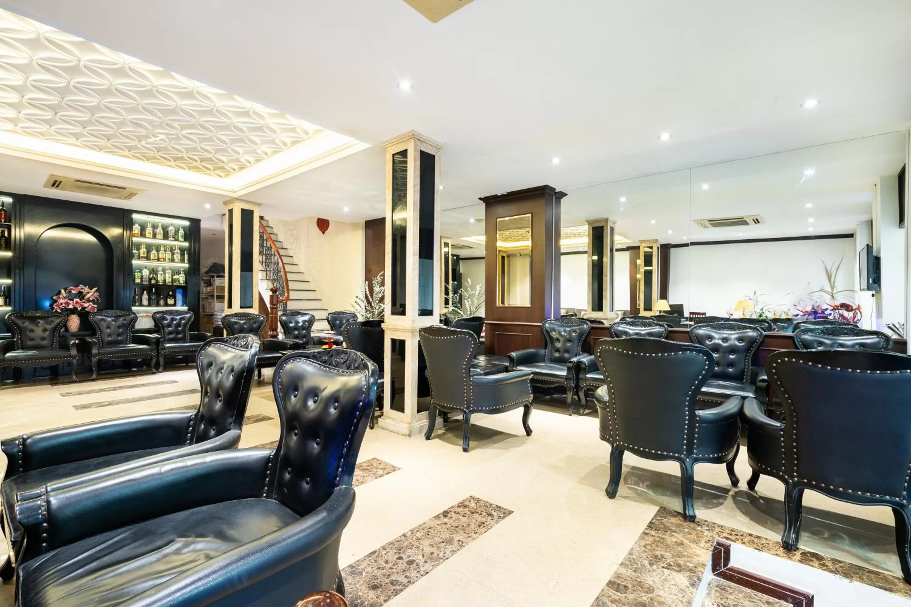 Lounge or bar in Hanoi Memory Premier Hotel & Spa