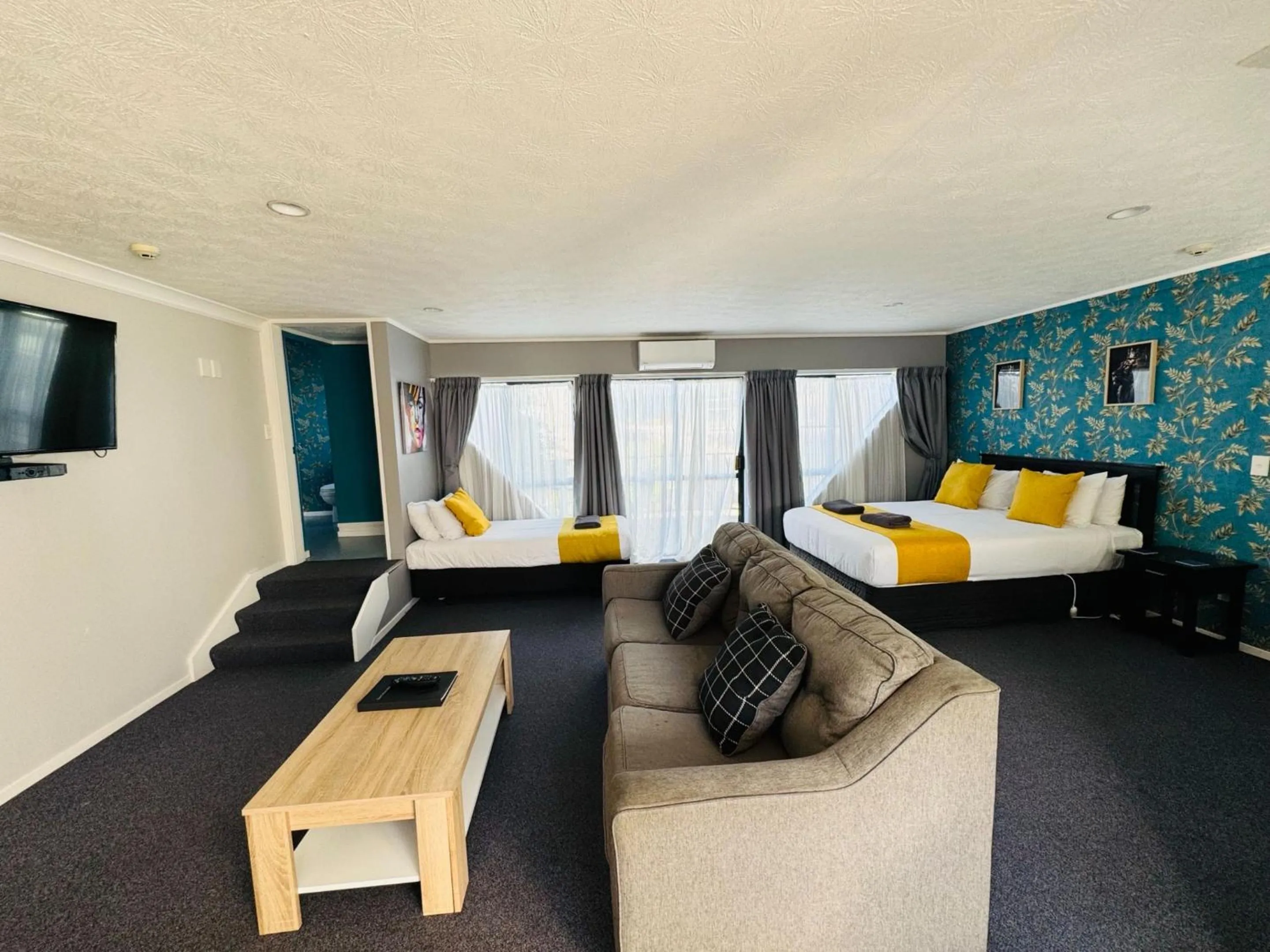 Bedroom, Bed in Wrights by the Sea Motel