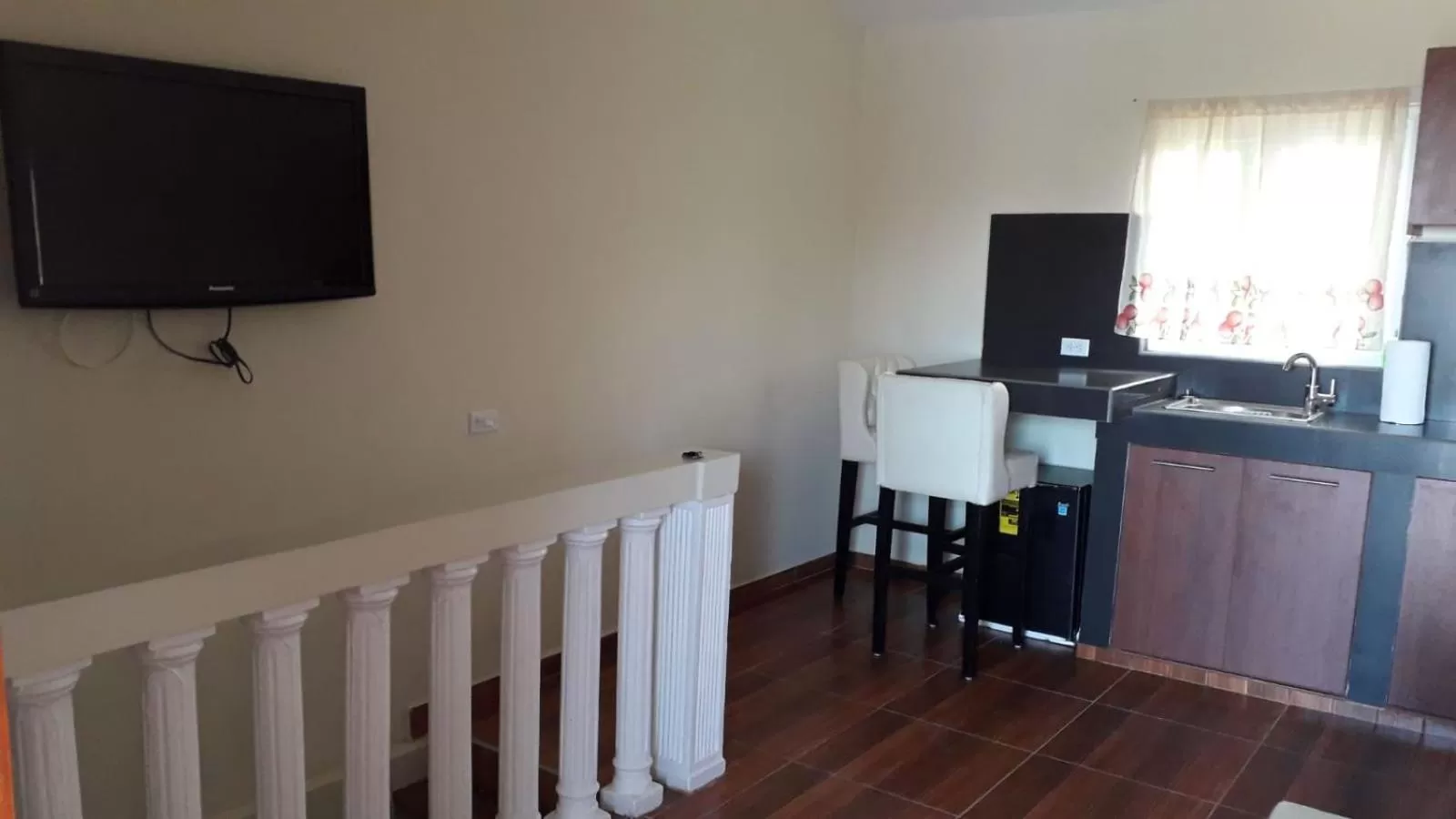 TV/Entertainment Center in Curasita colour Appartments