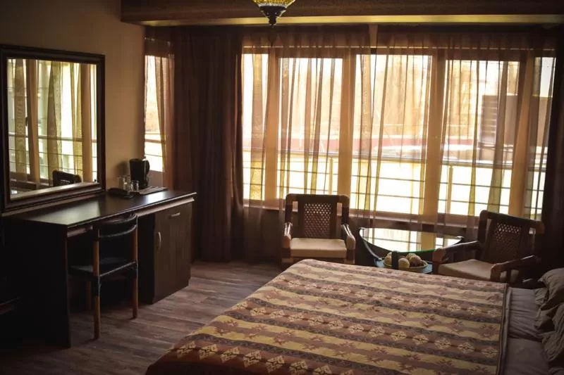 TV/Entertainment Center in Hotel Africa