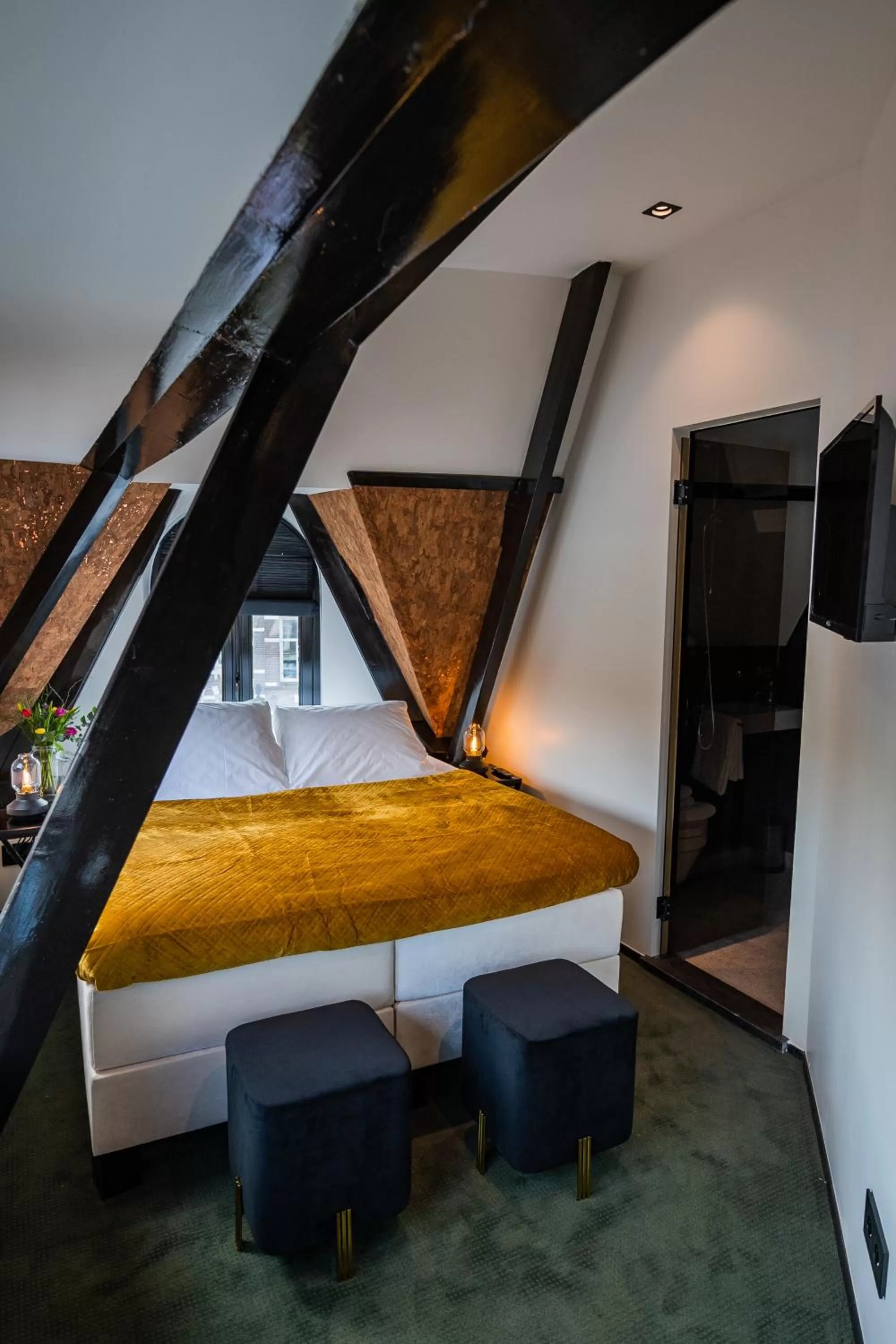 Bedroom, Bed in Sotel Amsterdam Central Station