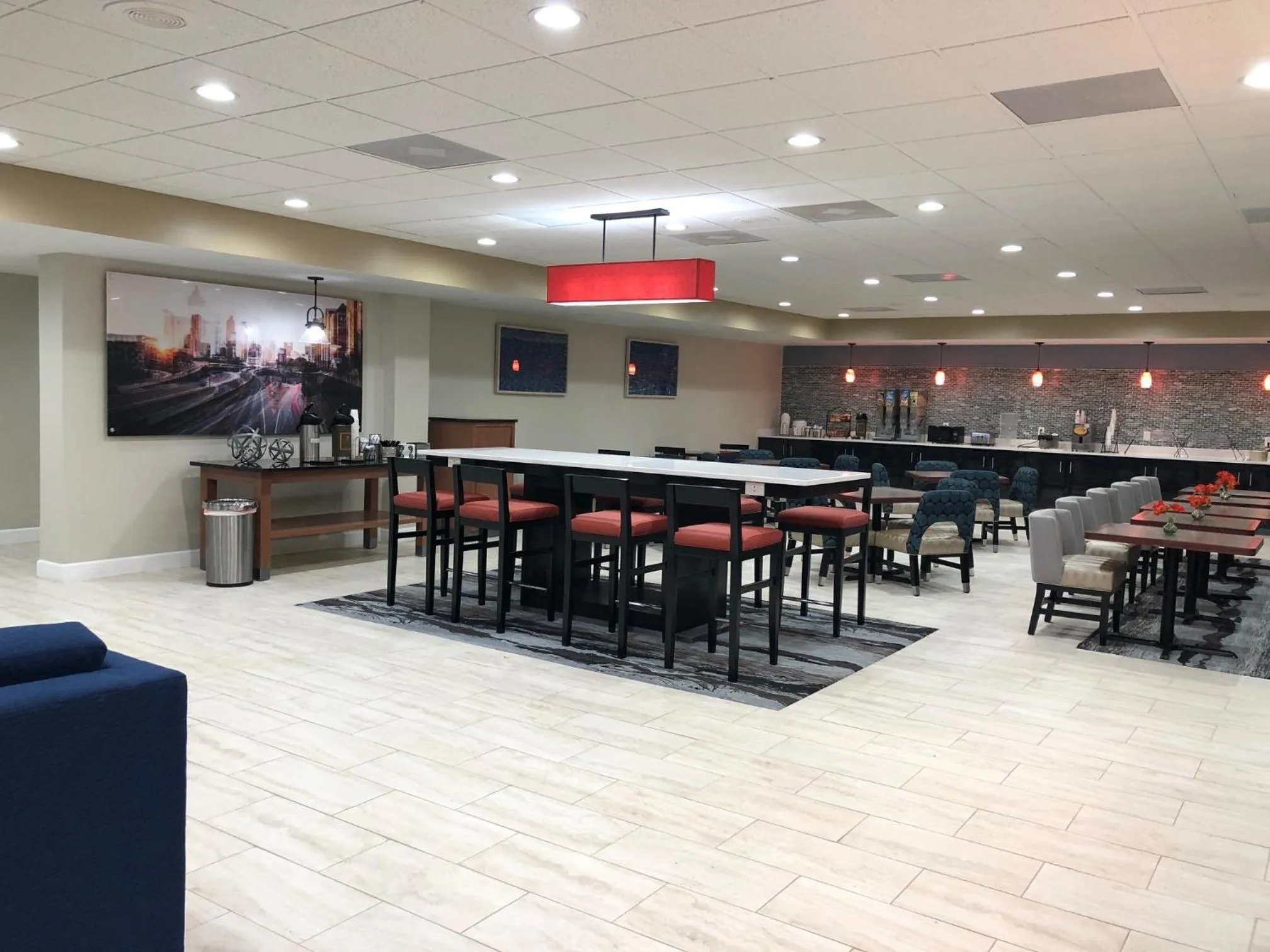 Breakfast in Quality Inn Dalton East