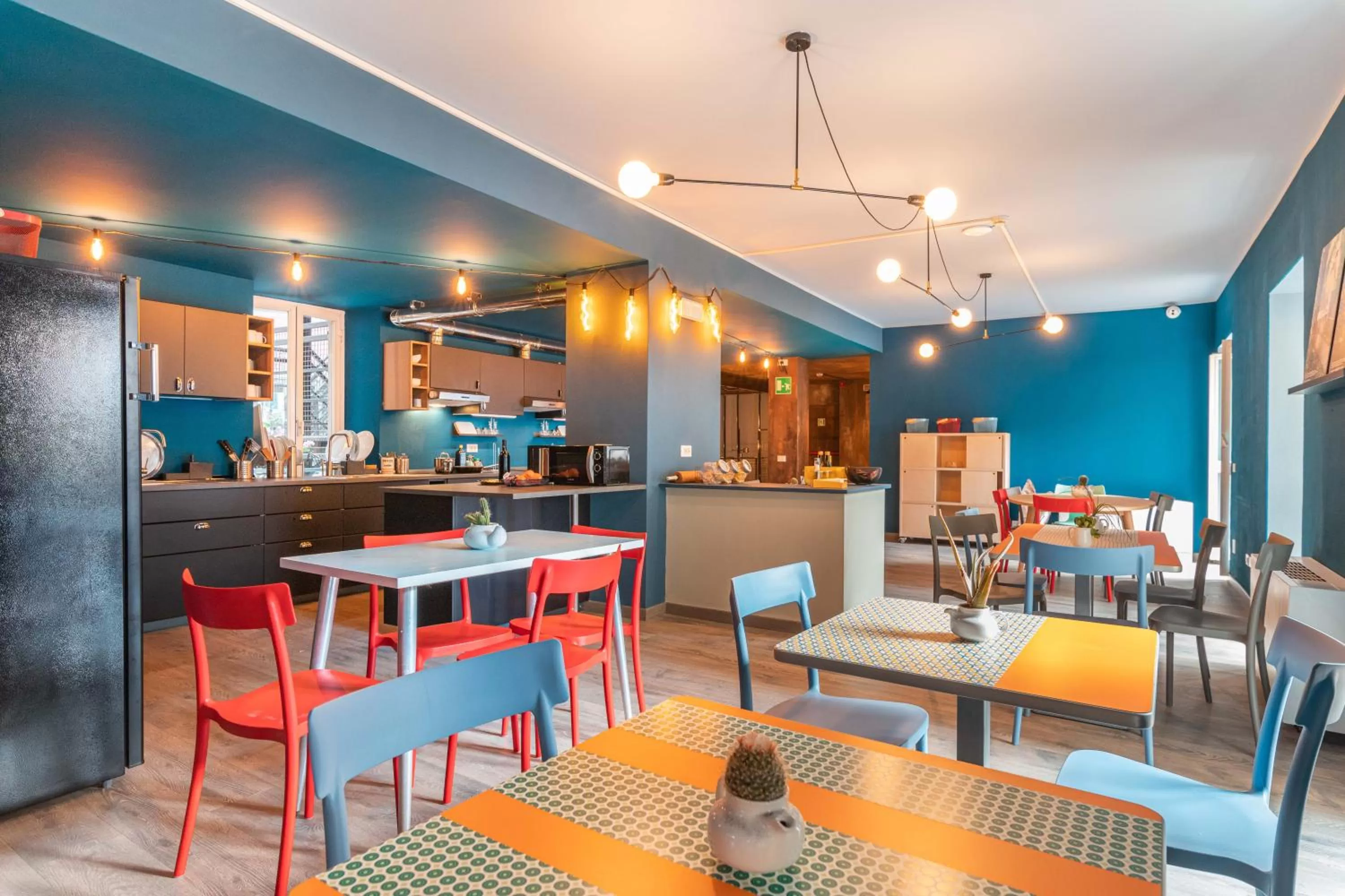 Communal lounge/ TV room in Hotel Britannia