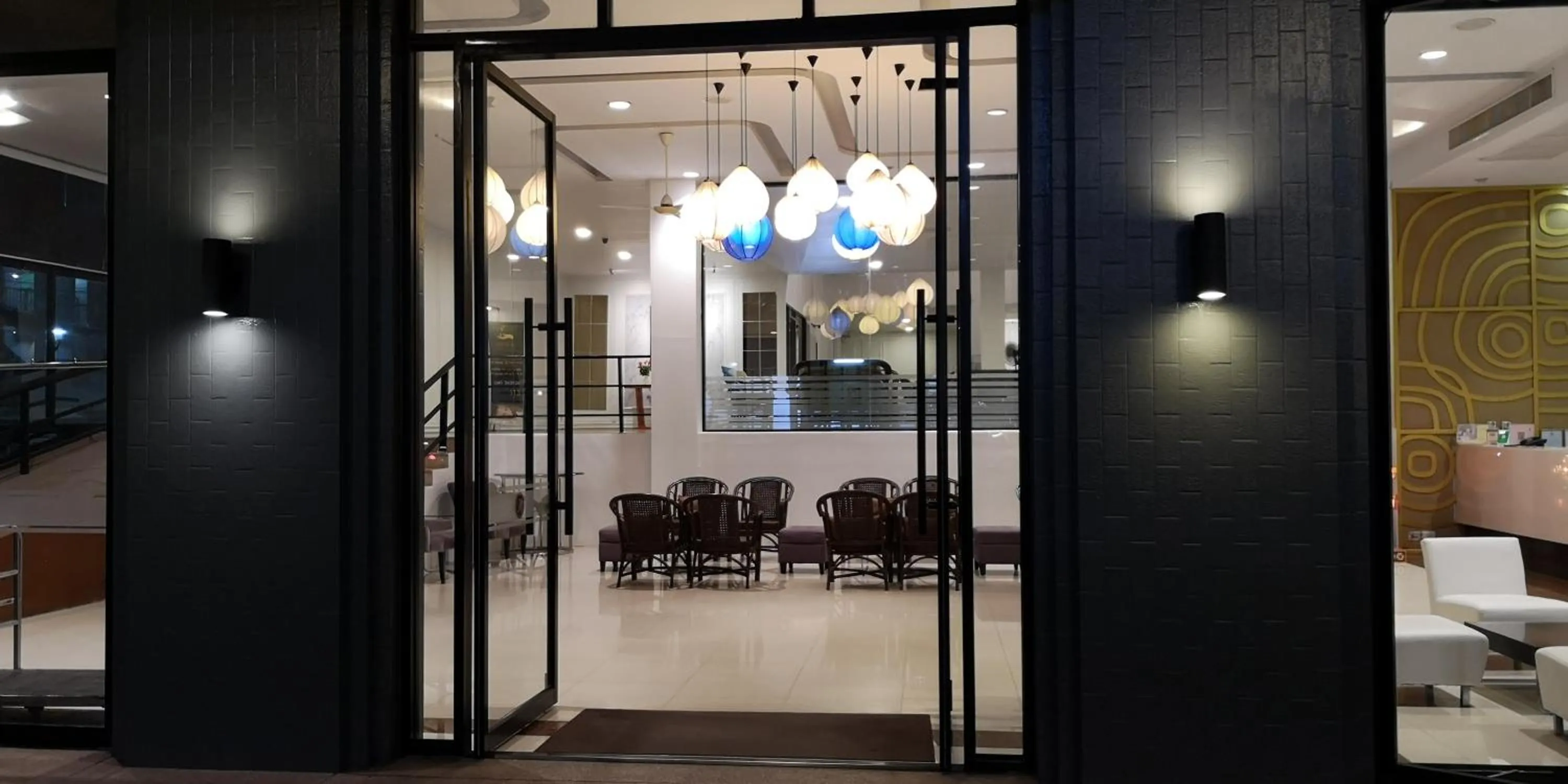 Facade/entrance in The Regent Ubon Hotel