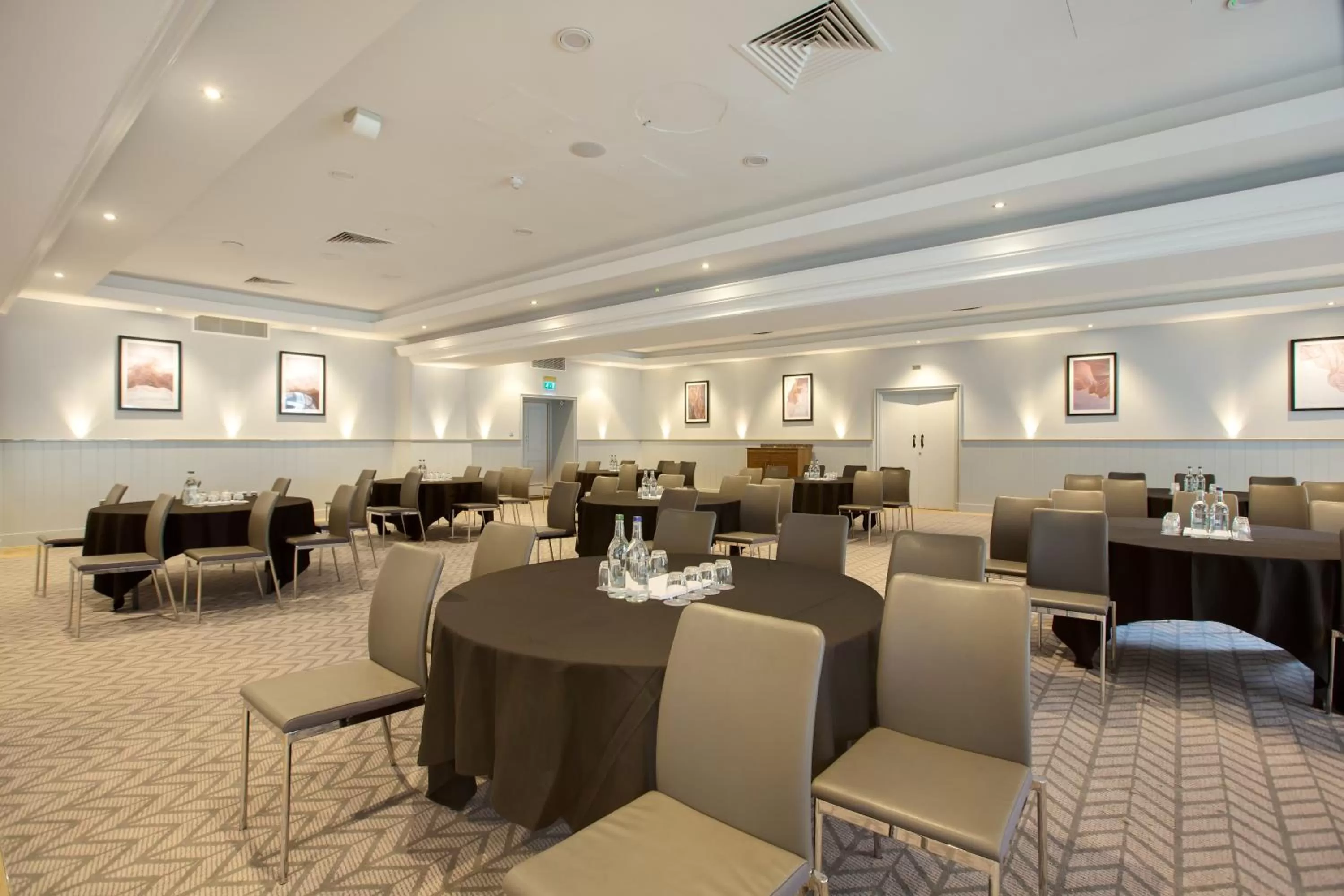 Meeting/conference room in voco Grand Central Glasgow by IHG