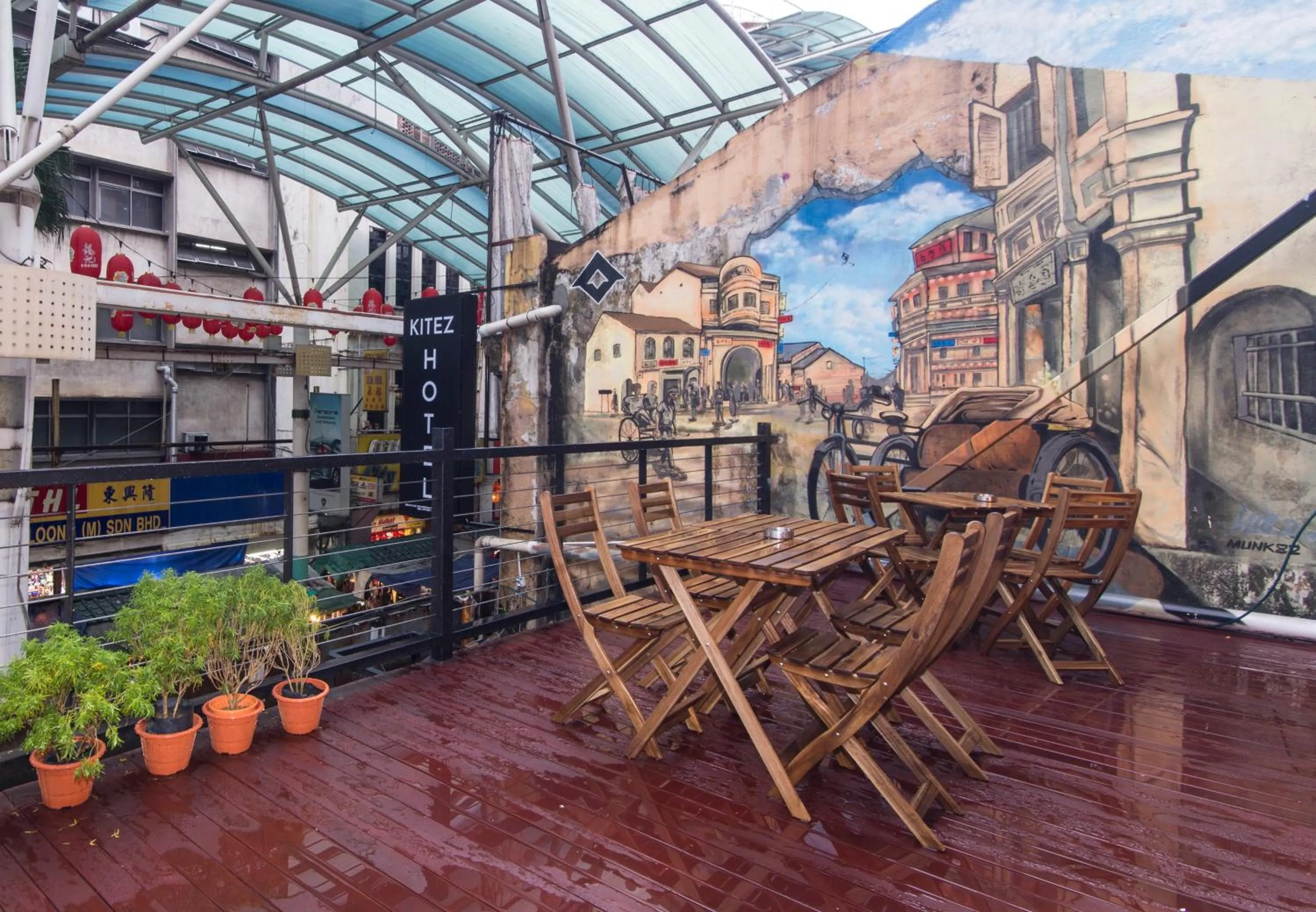 Property building in Kitez Hotel & Bunkz