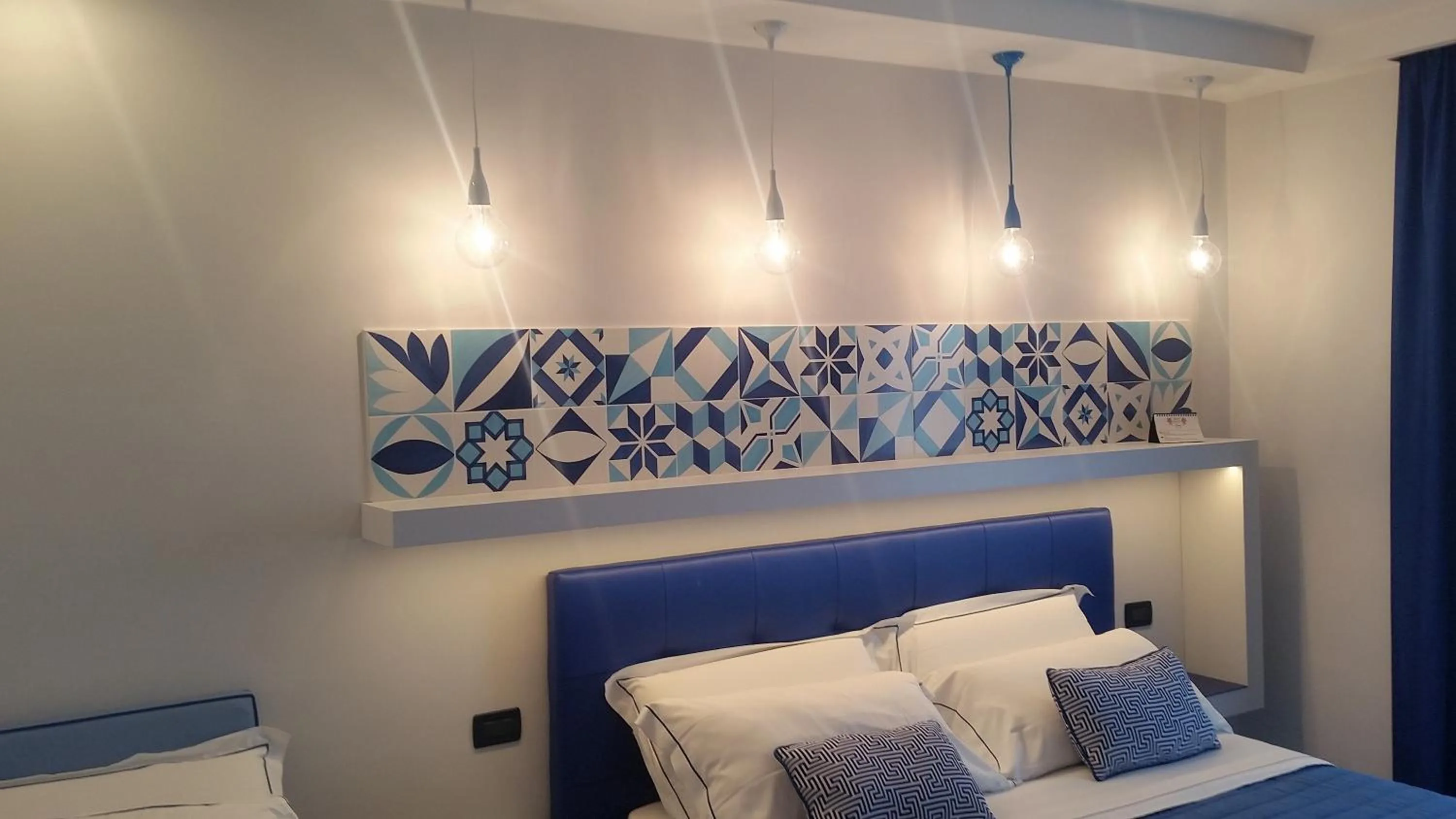 Bedroom, Bed in Hotel Leone