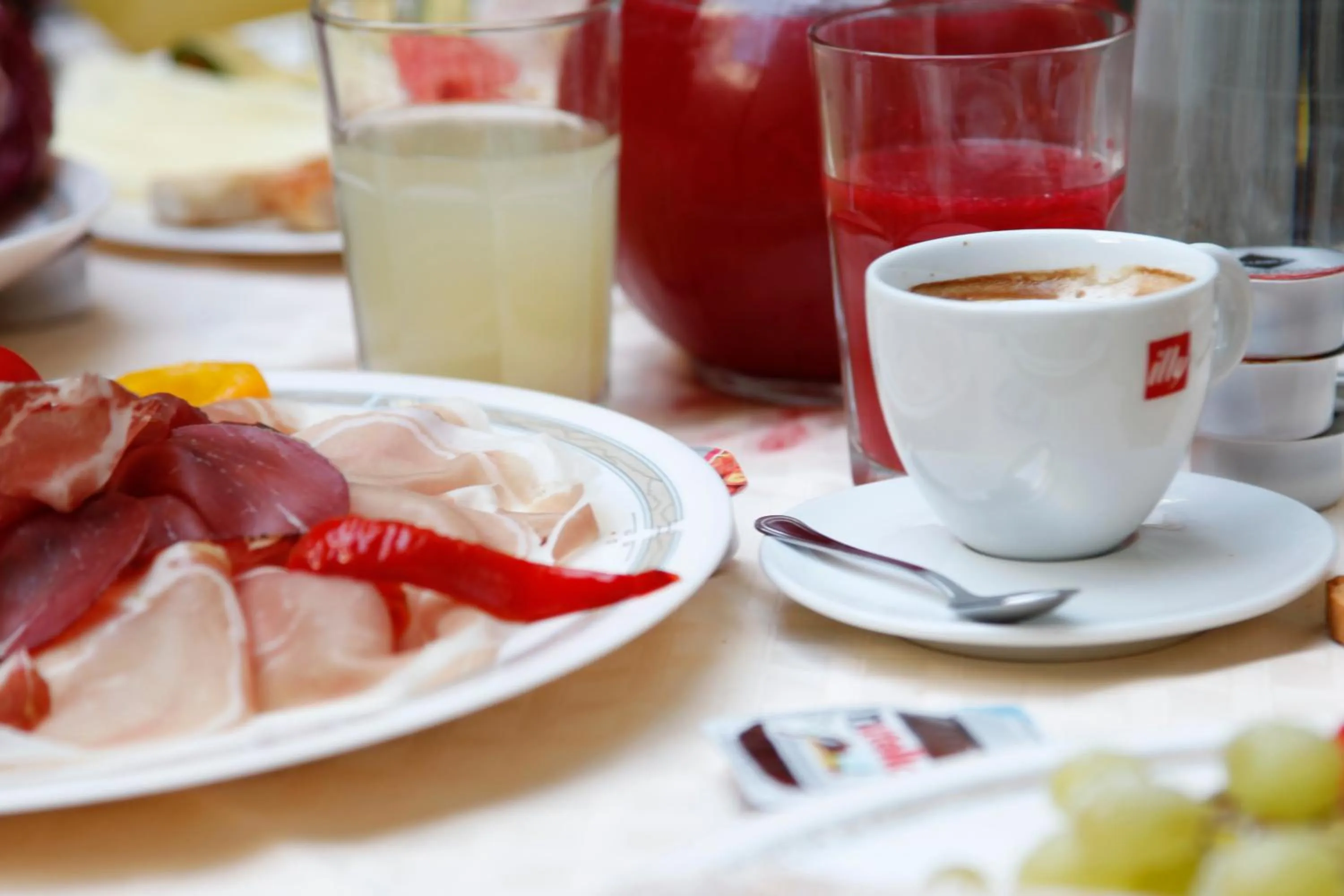 Food and drinks in HOTEL Poma