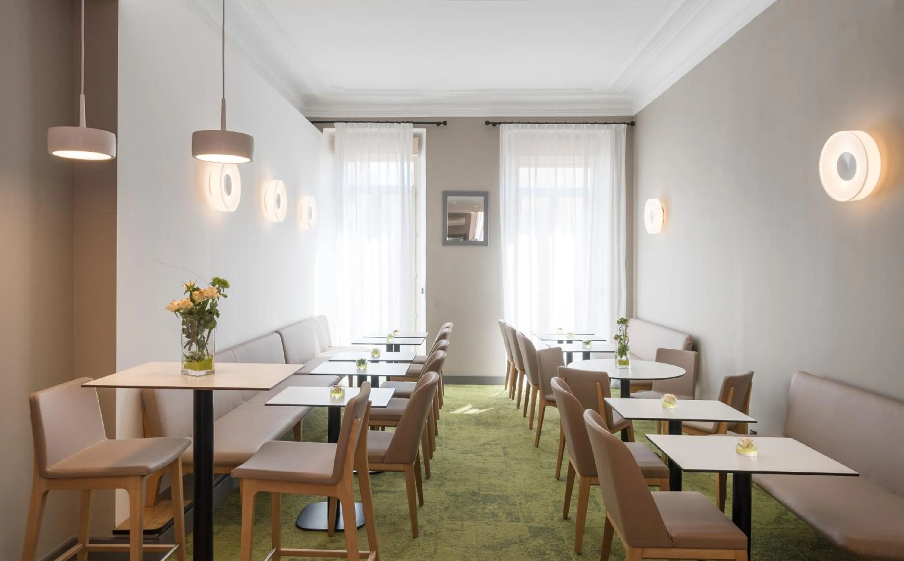 Dining area in Hôtel La Villa Tosca