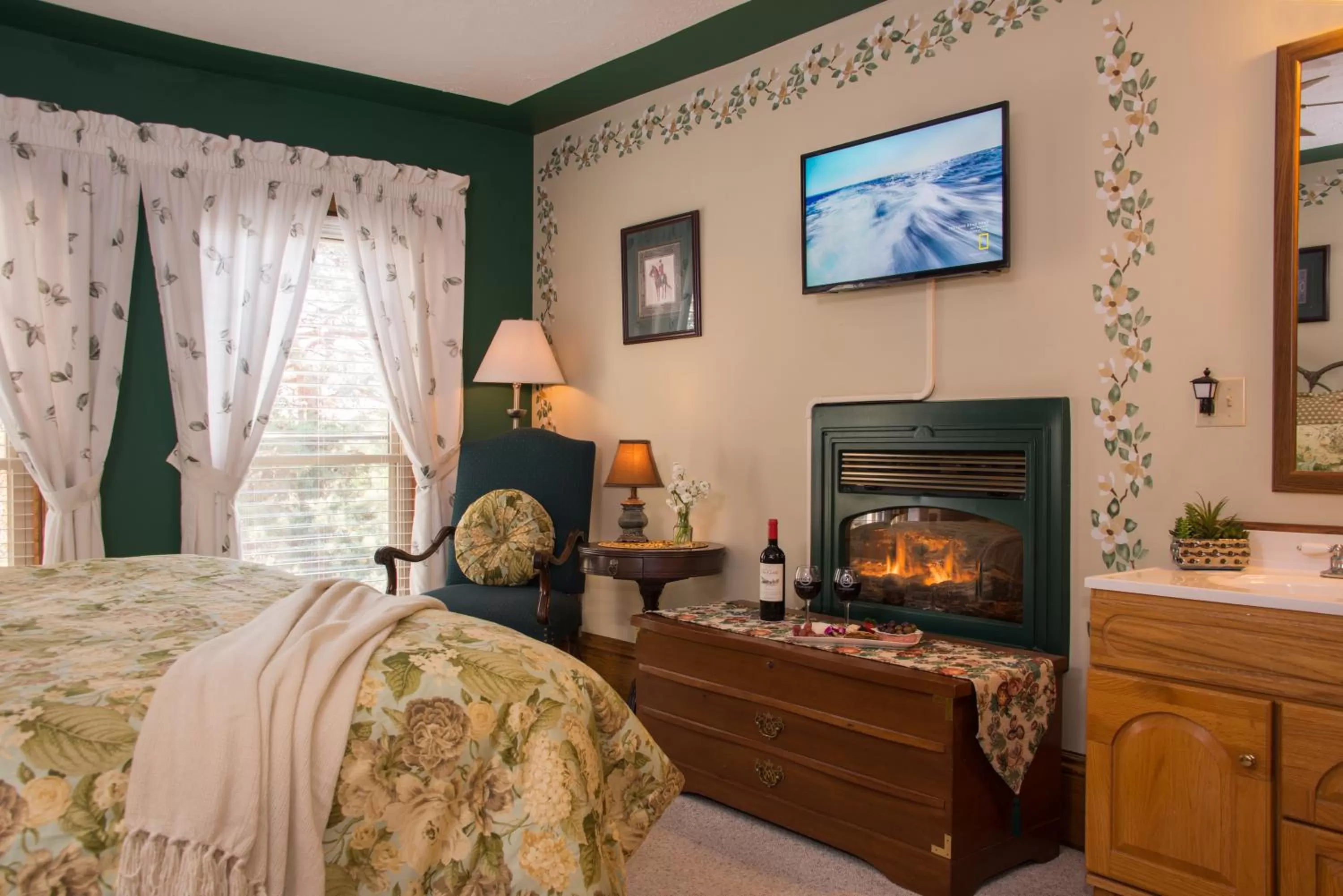 Bedroom, Bed in Sutherland House Victorian Bed and Breakfast