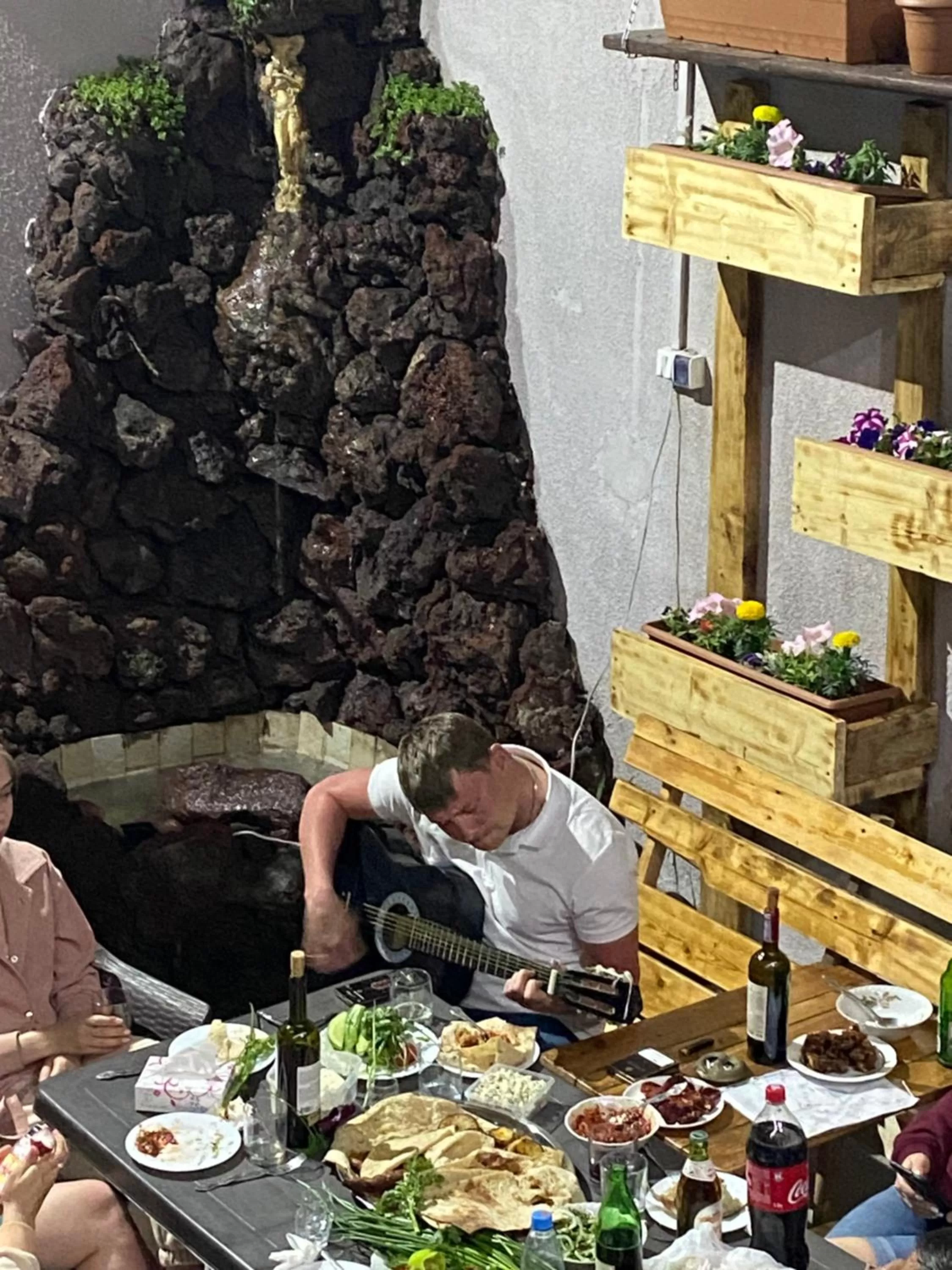 Food in Elross Hotel