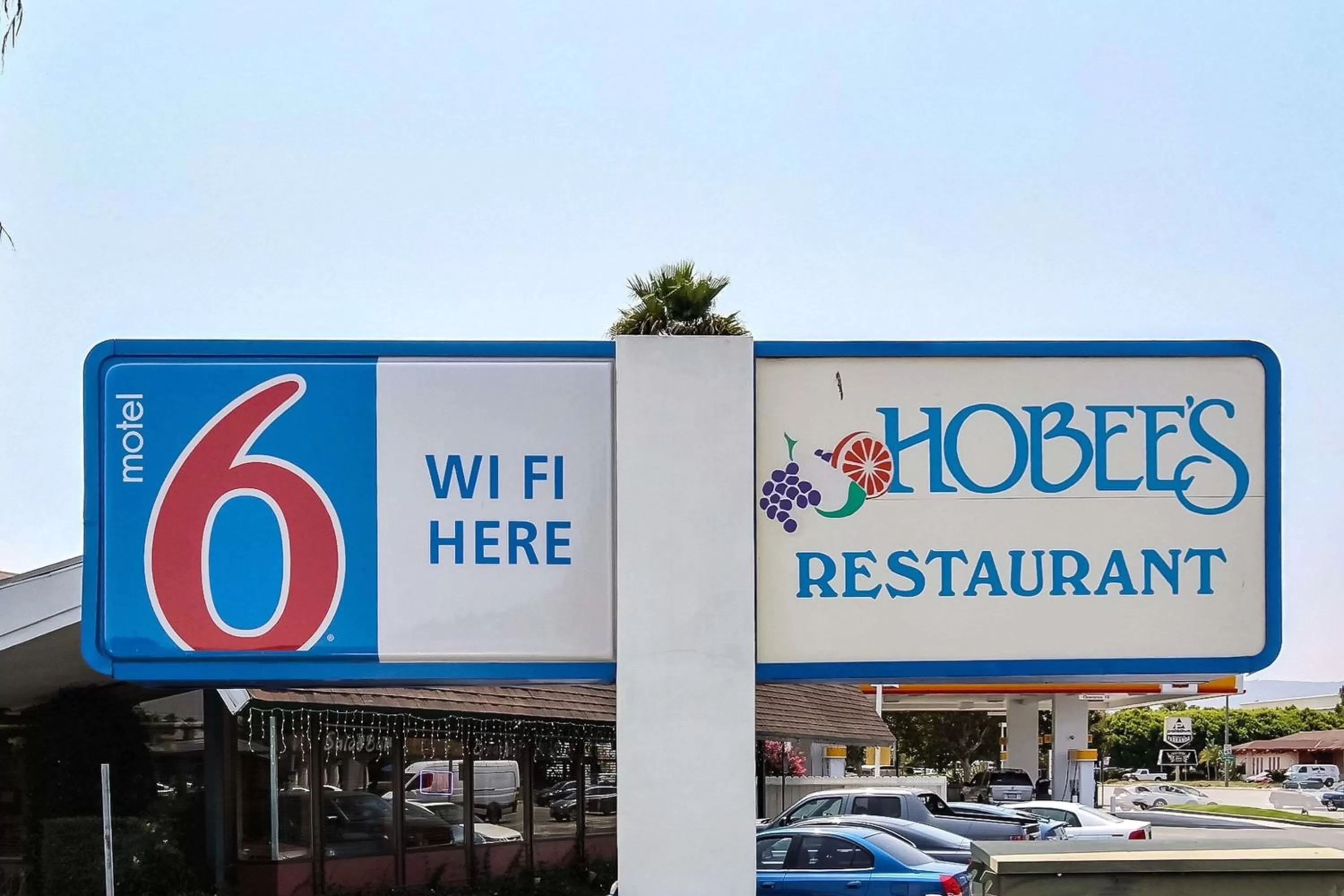 Property building in Motel 6-Sunnyvale, CA - South