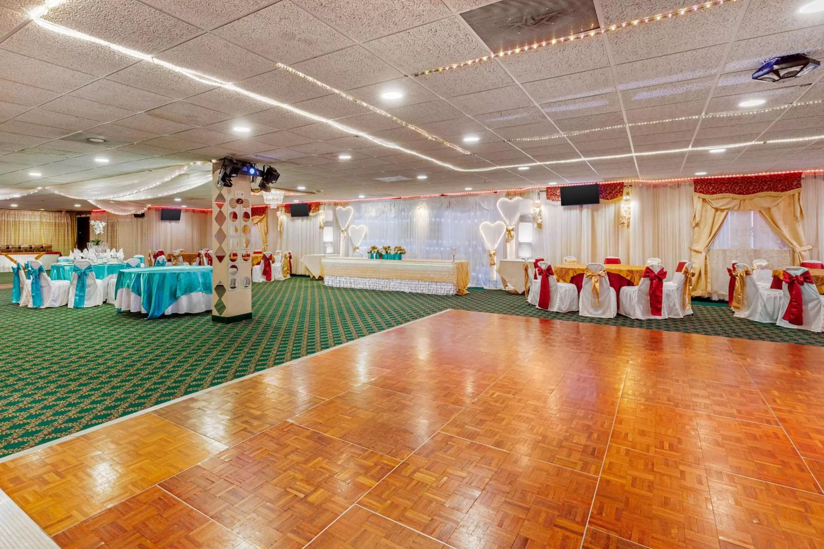 On site in Sleep Inn near Great Lakes Naval Base