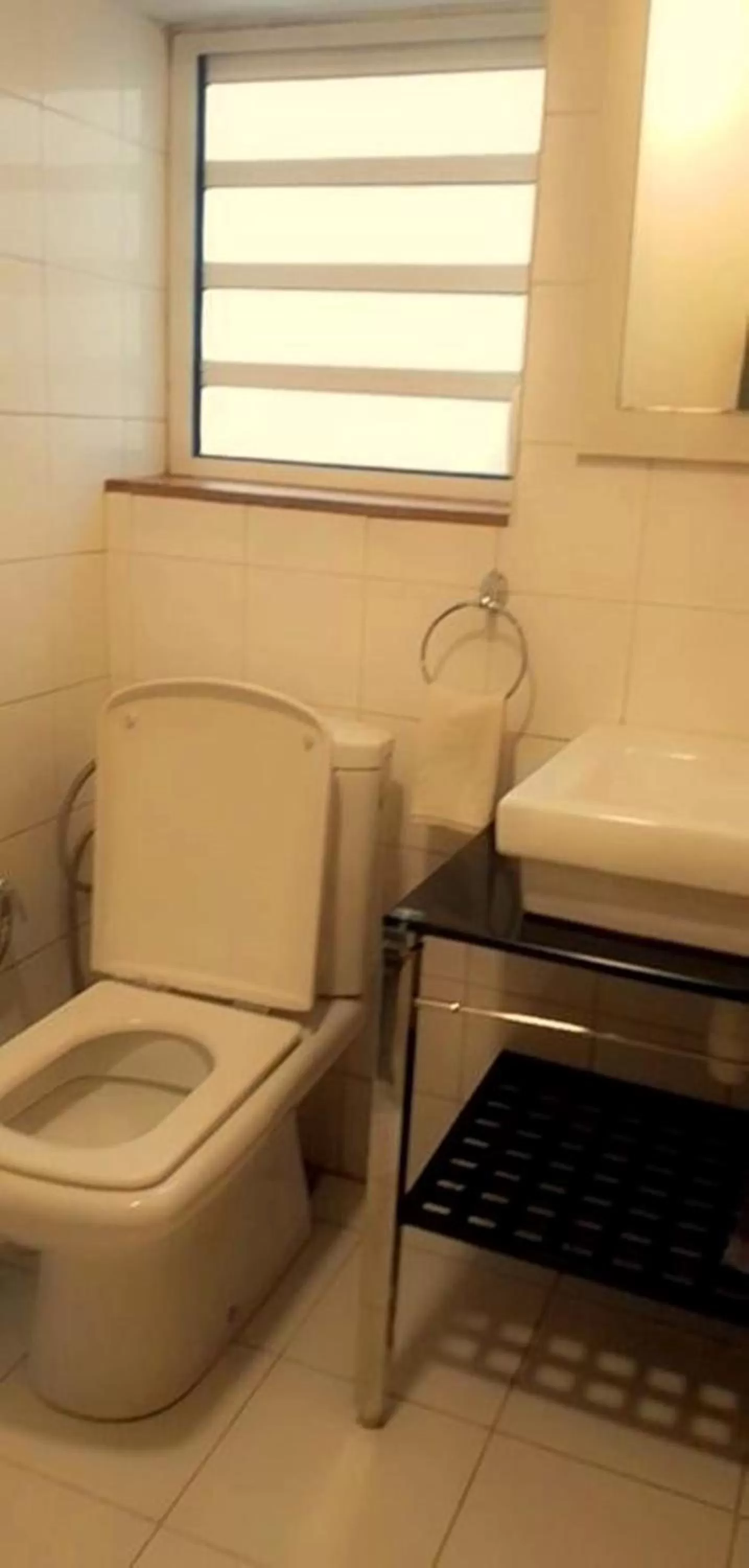 Toilet in Hotel La Villette