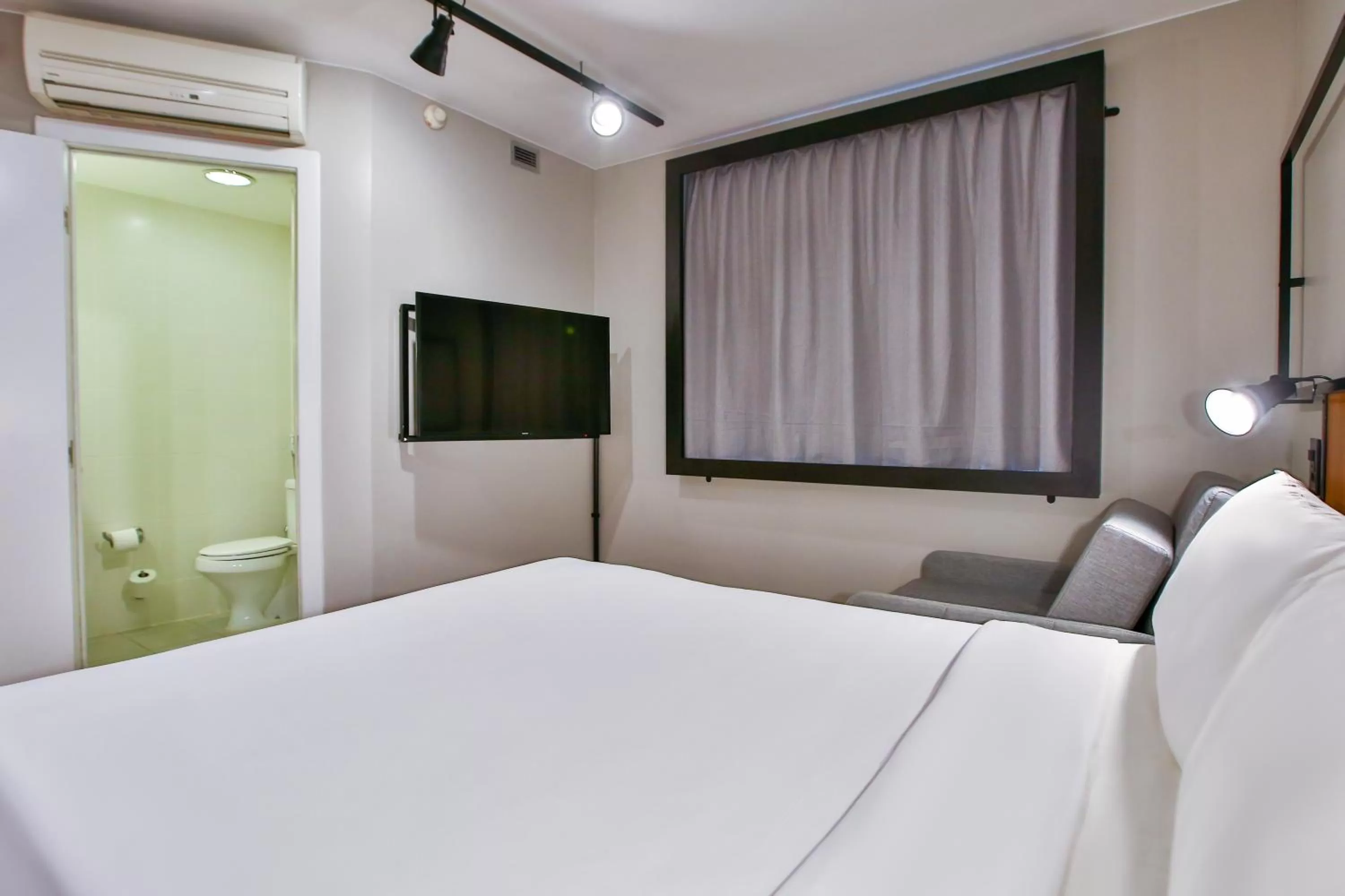 Bed in ibis Copacabana Posto 2