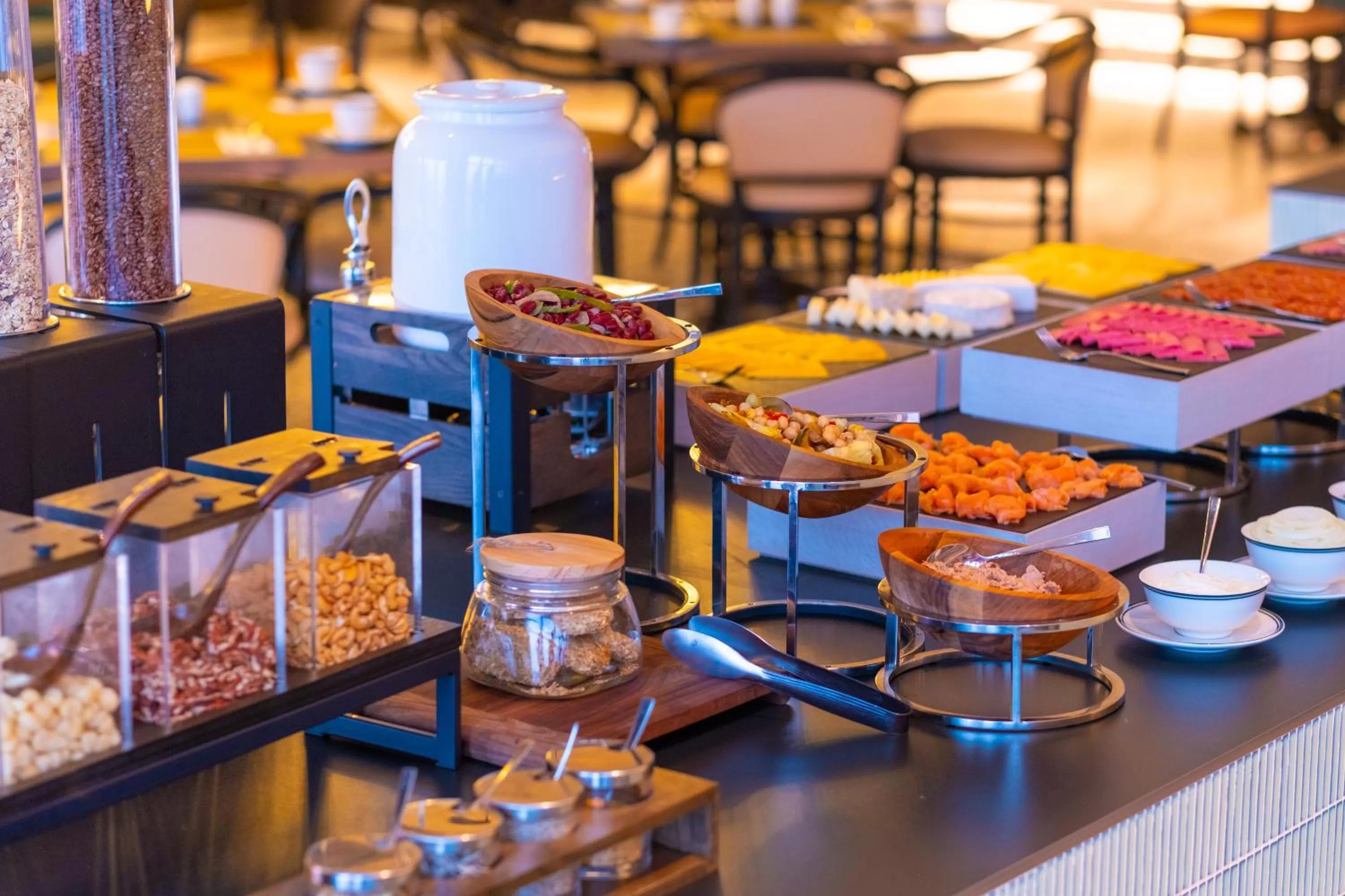 Restaurant/places to eat in Hilton Kinshasa