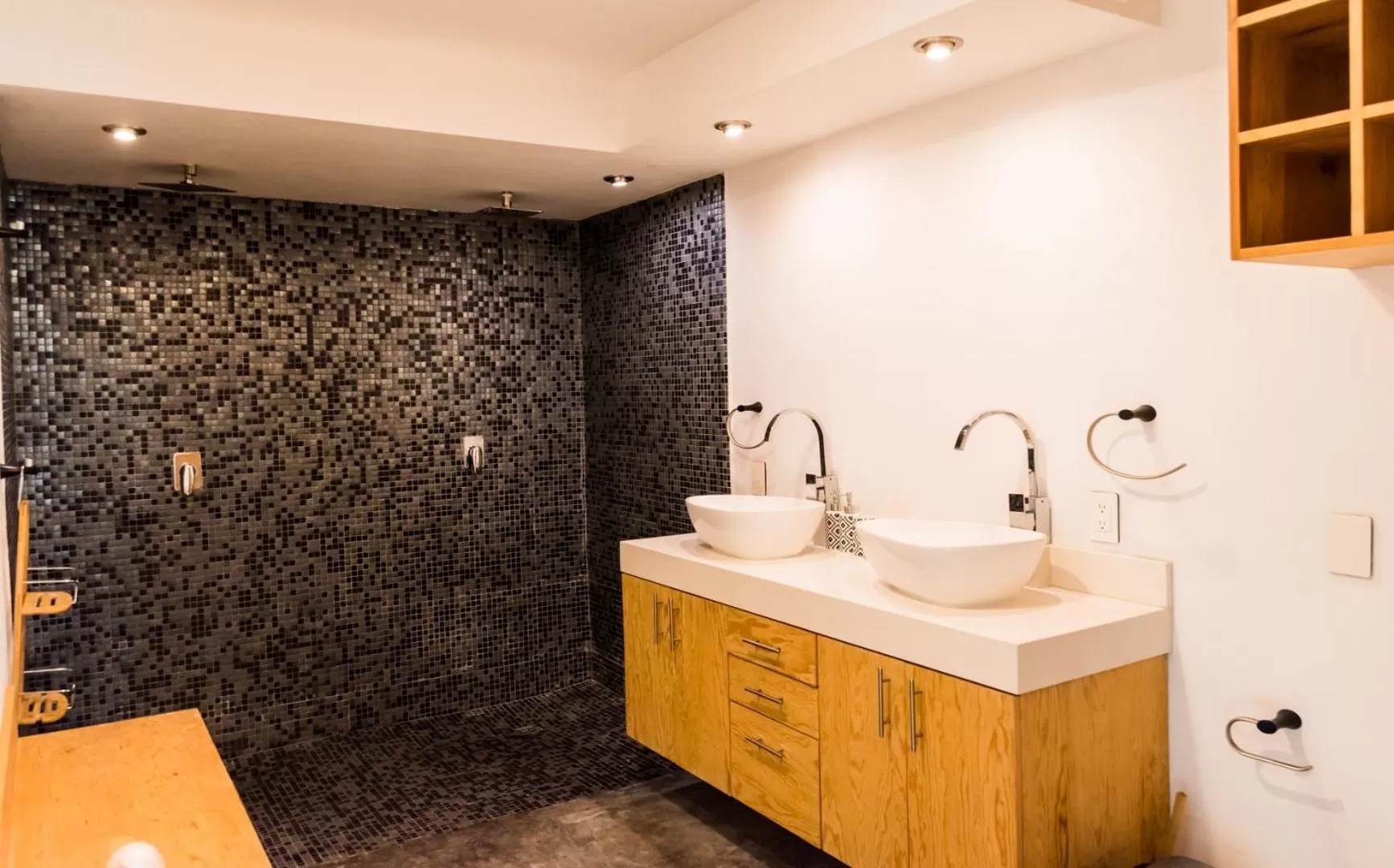 Shower, Bathroom in Casa Ticul Hotel Boutique - 5Th Ave by BFH