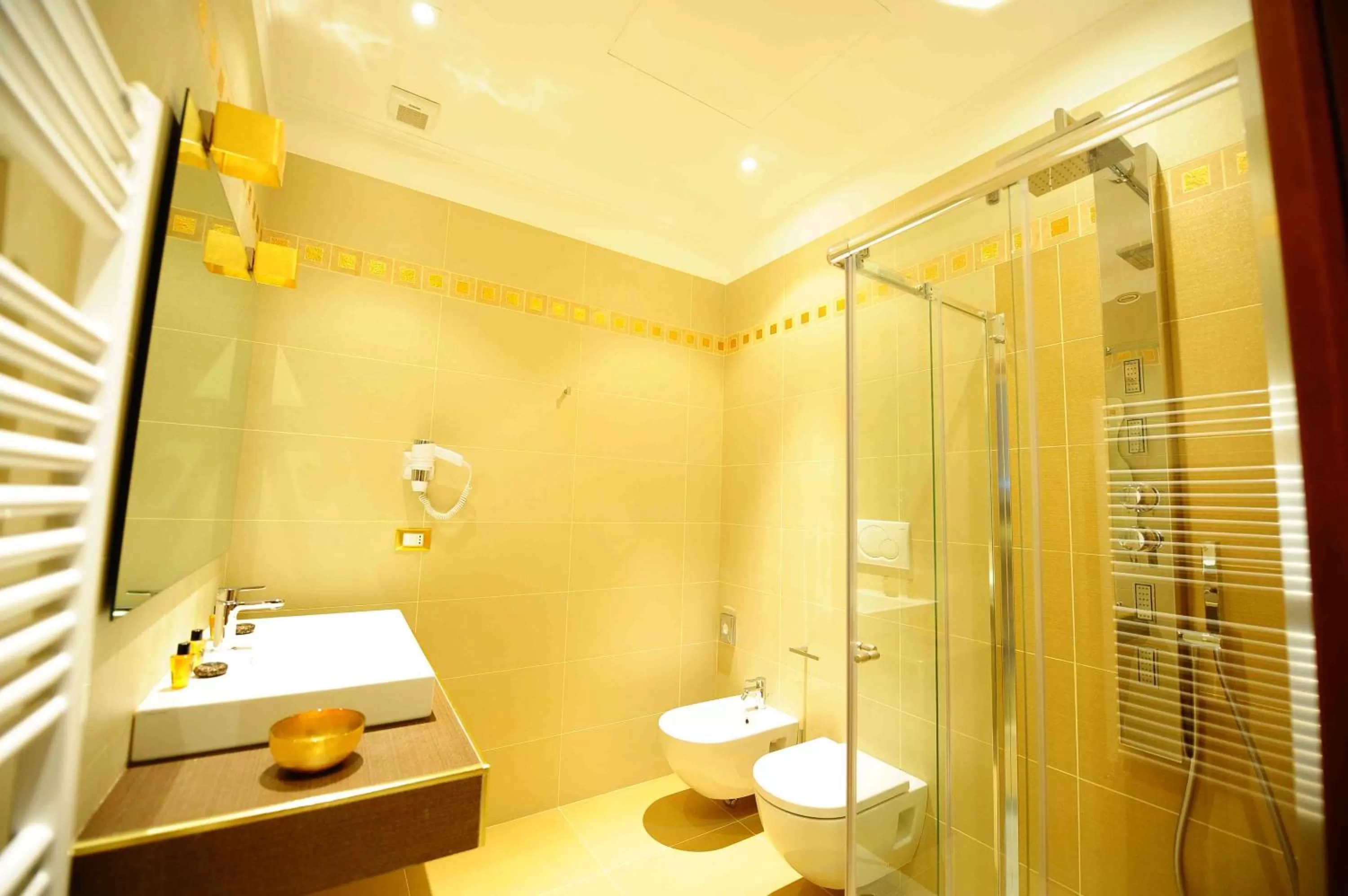 Shower in La Civetta