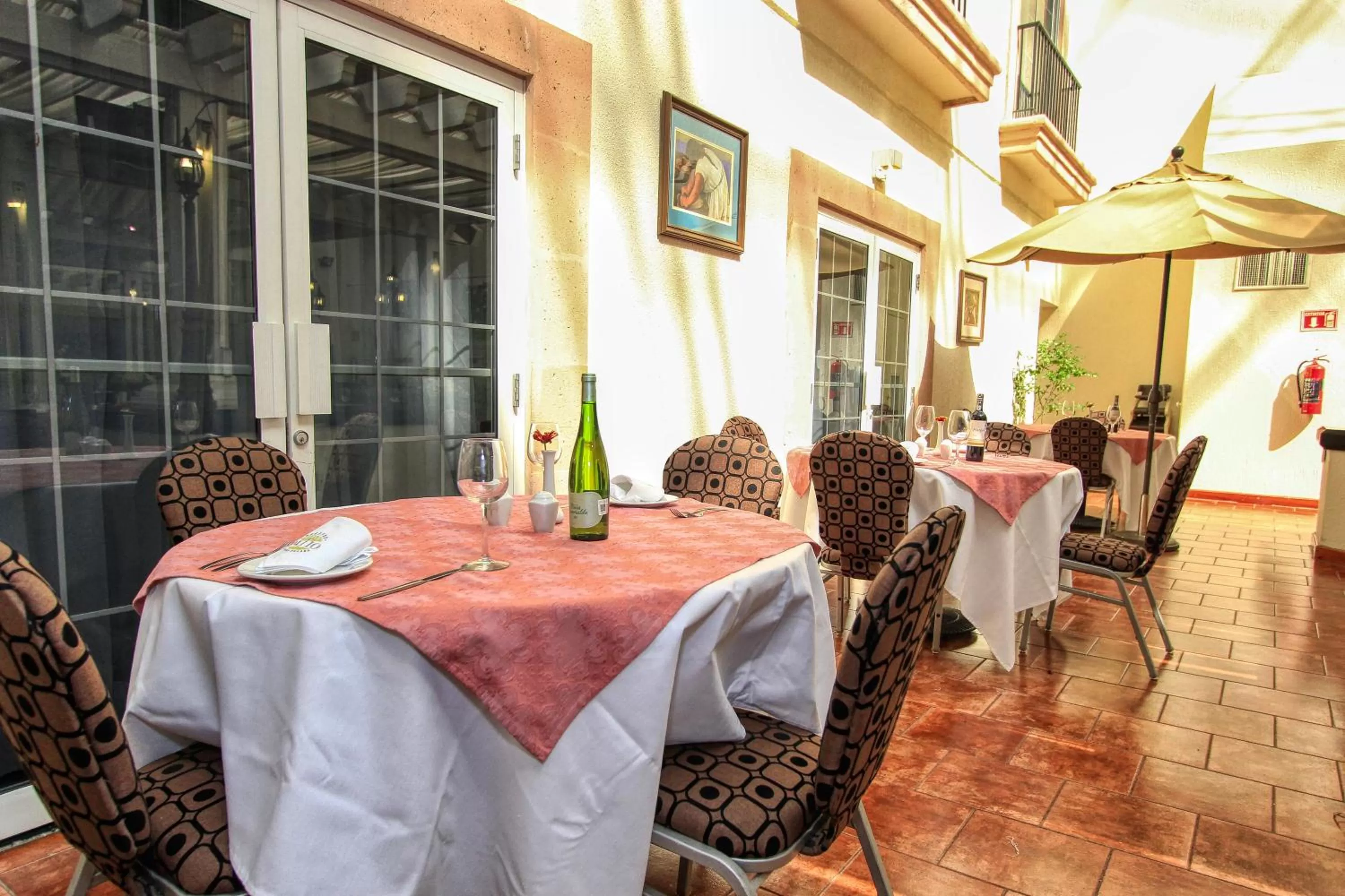 Restaurant/places to eat in Holiday Inn Leon by IHG