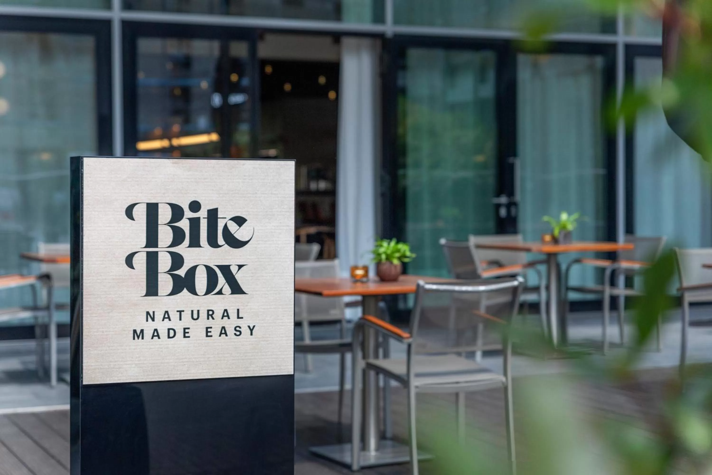 Restaurant/places to eat in INNSiDE by Meliá Düsseldorf Seestern