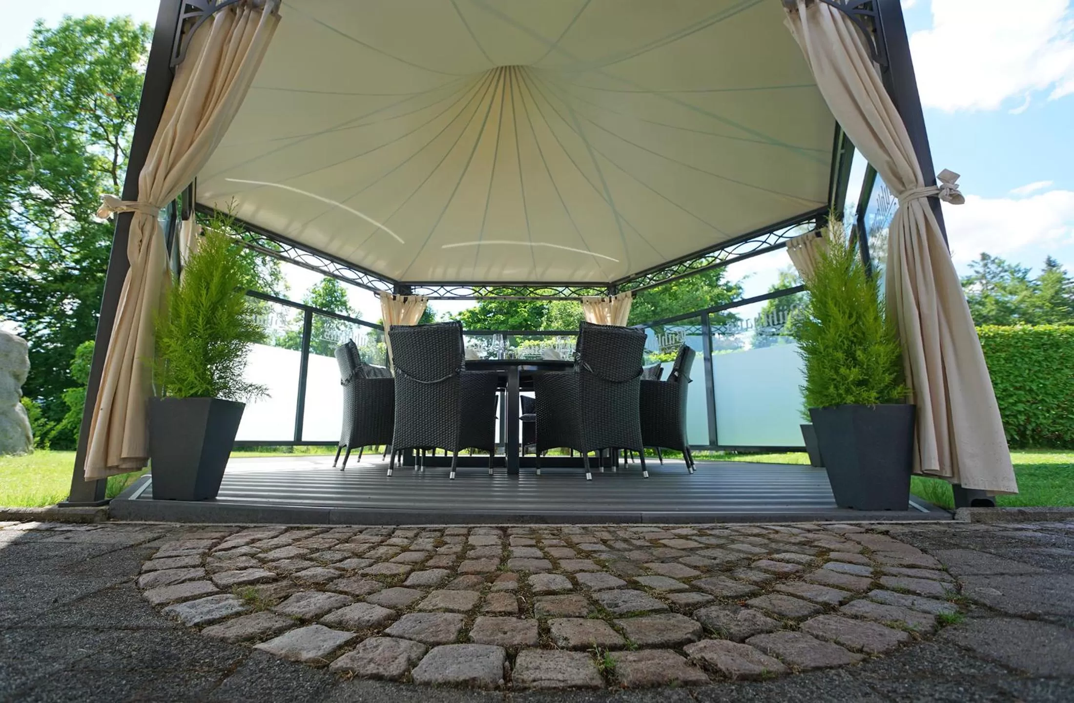 Restaurant/places to eat in Hotel und Restaurant Bühlhaus