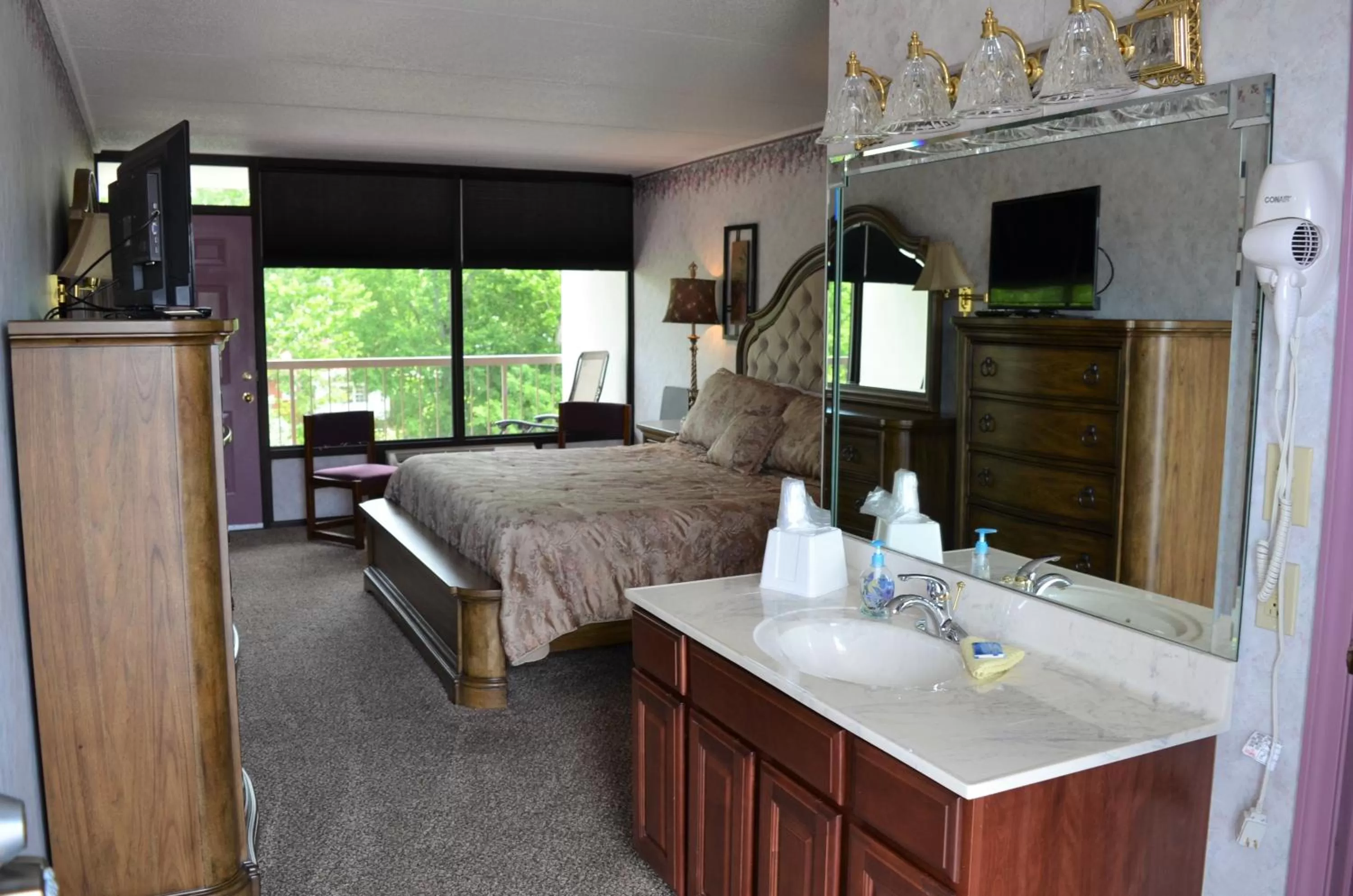 Rivergate Mountain Lodge