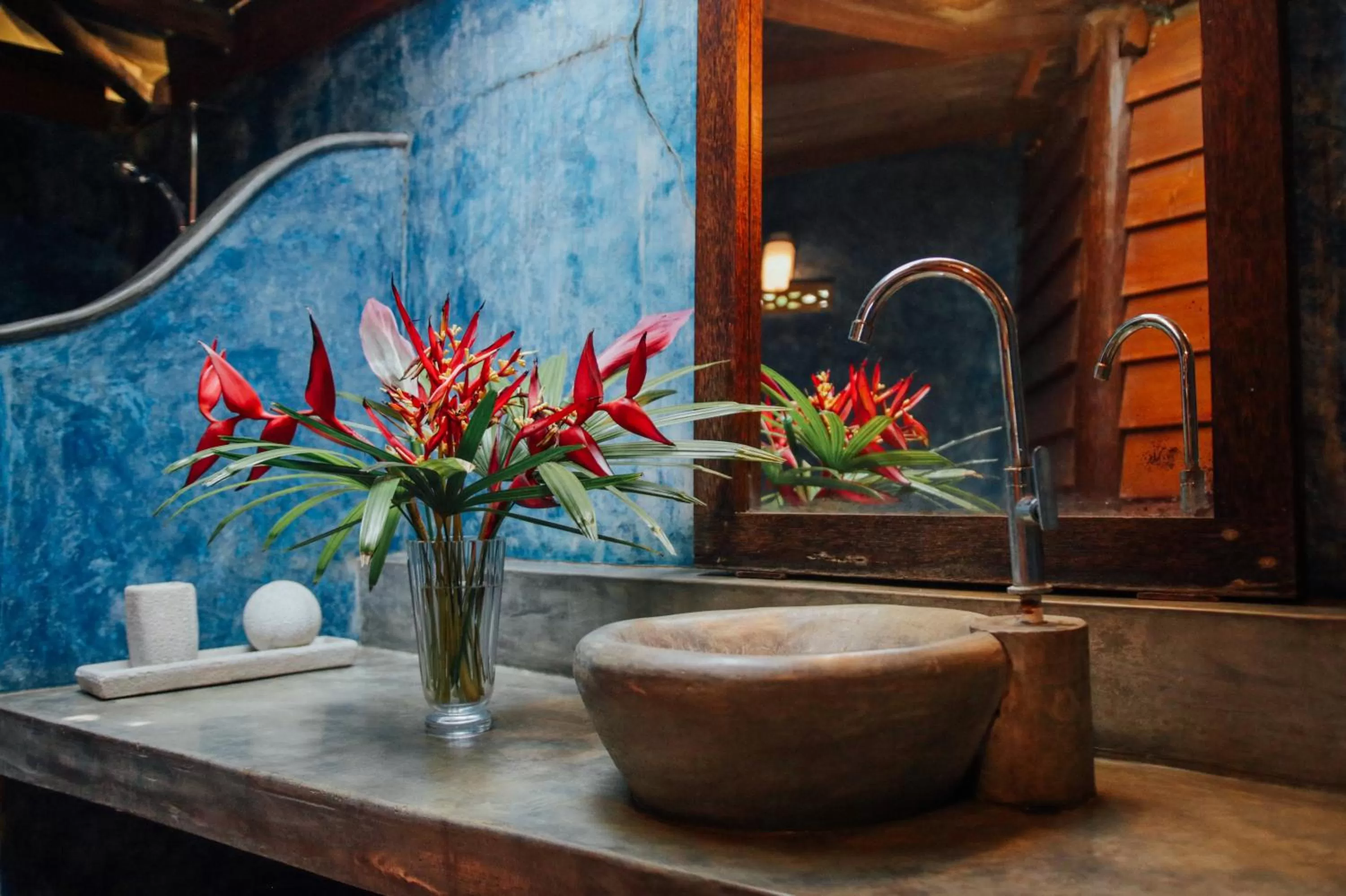 Bathroom, Swimming Pool in Galawatta Beach Resort