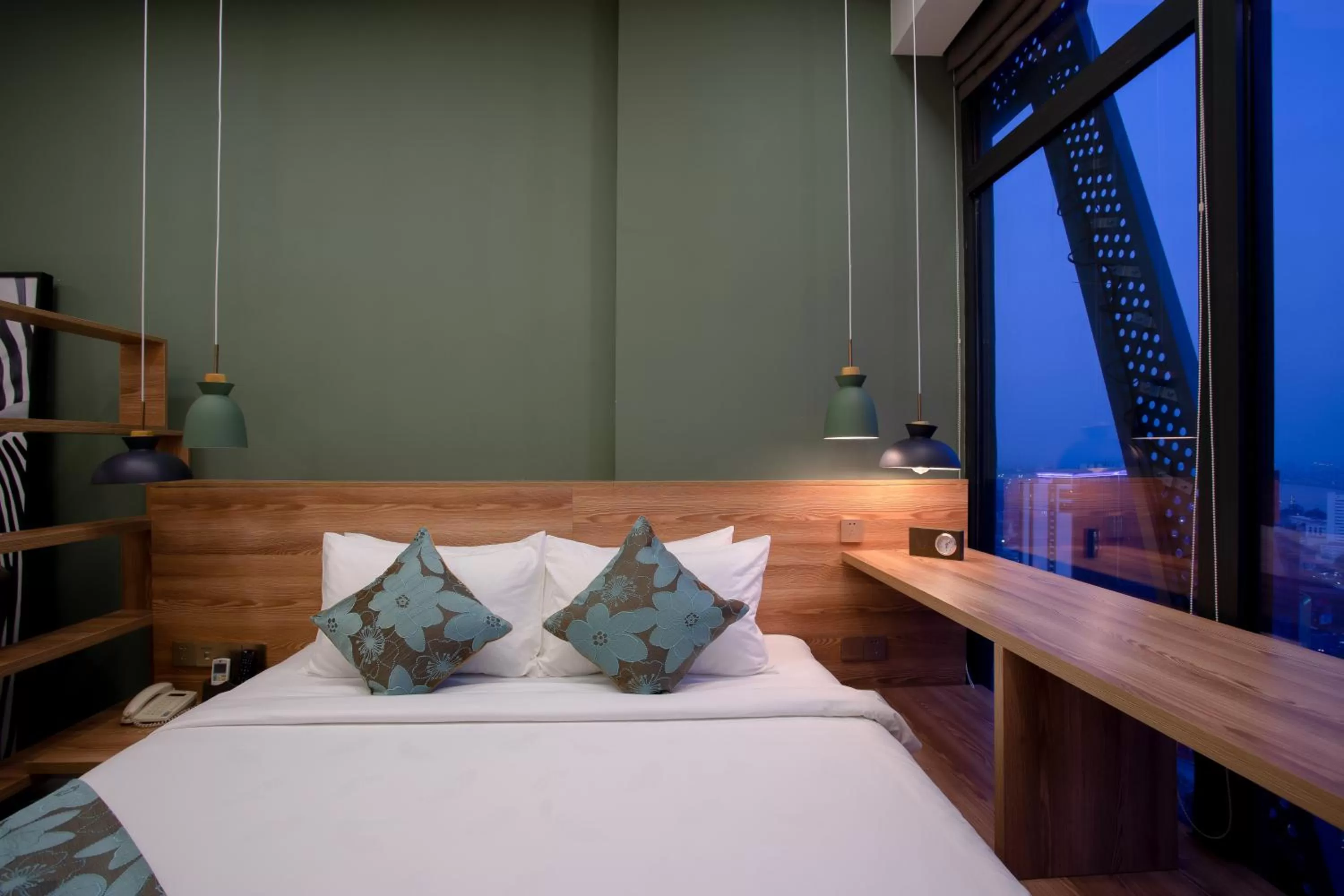 Bedroom, Bed in The Snowbell Hotel & Spa at The Bridge