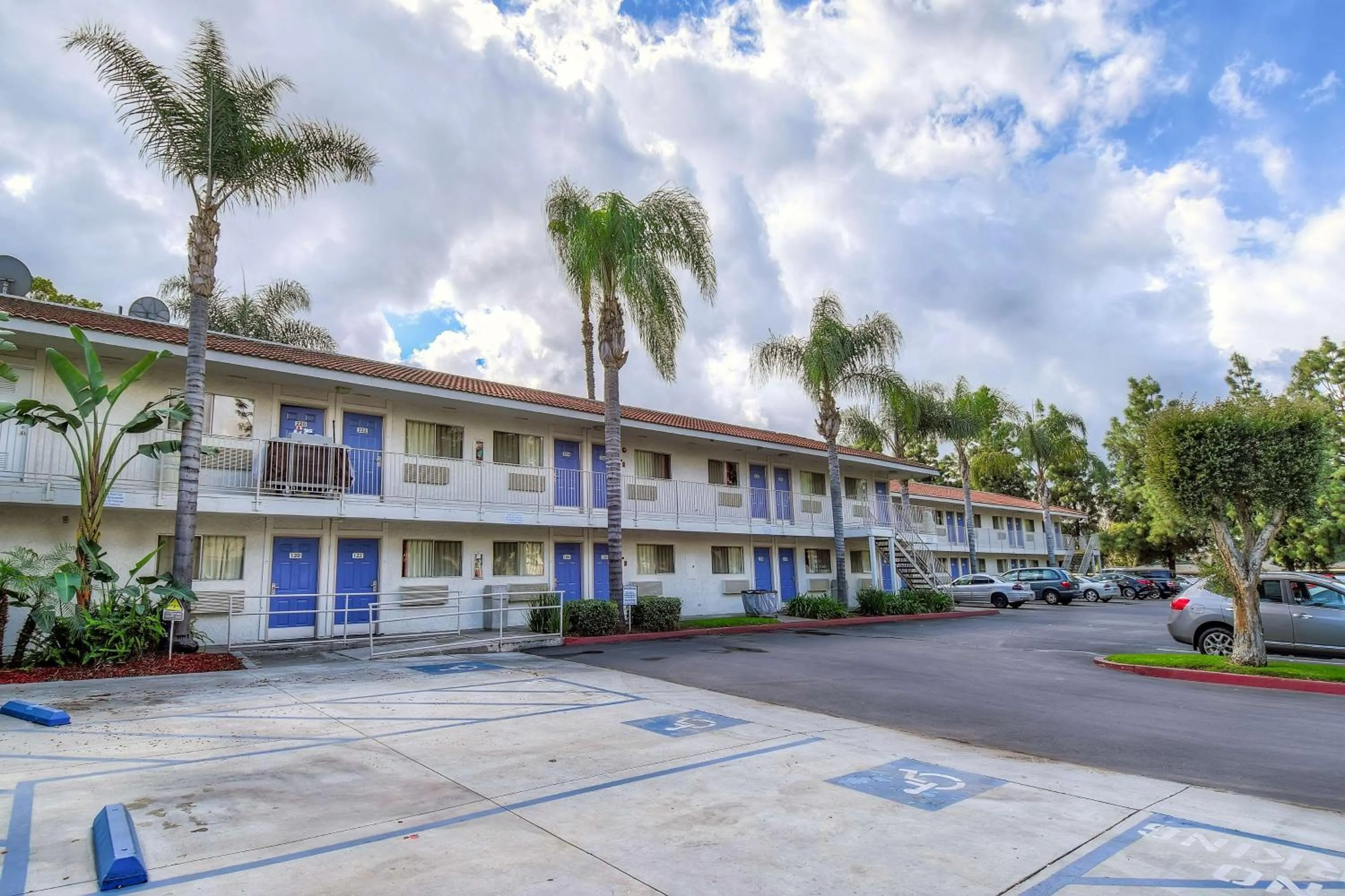 Property building in Motel 6-Chino, CA - Los Angeles Area