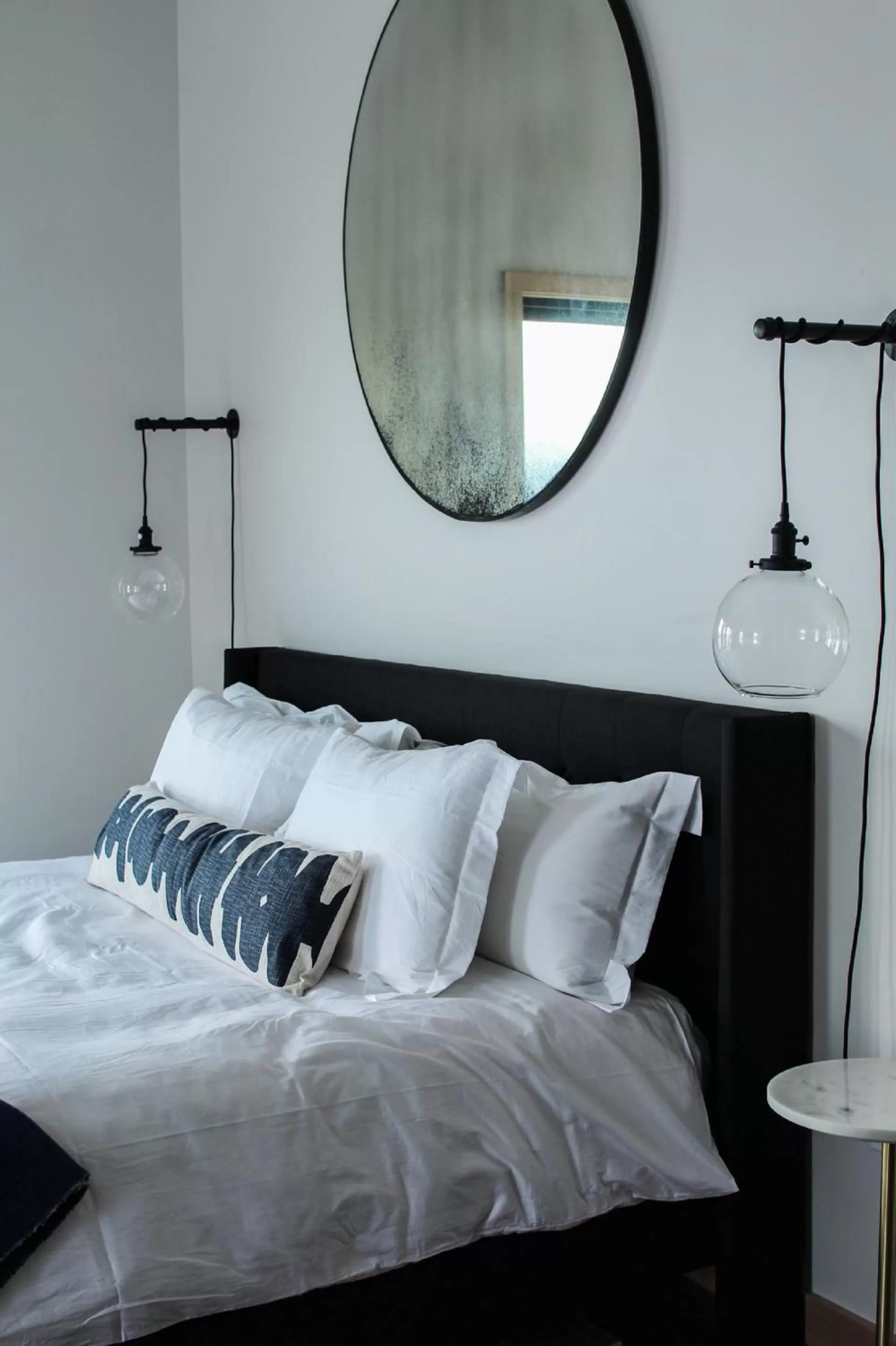 Bed in Bowline Hotel