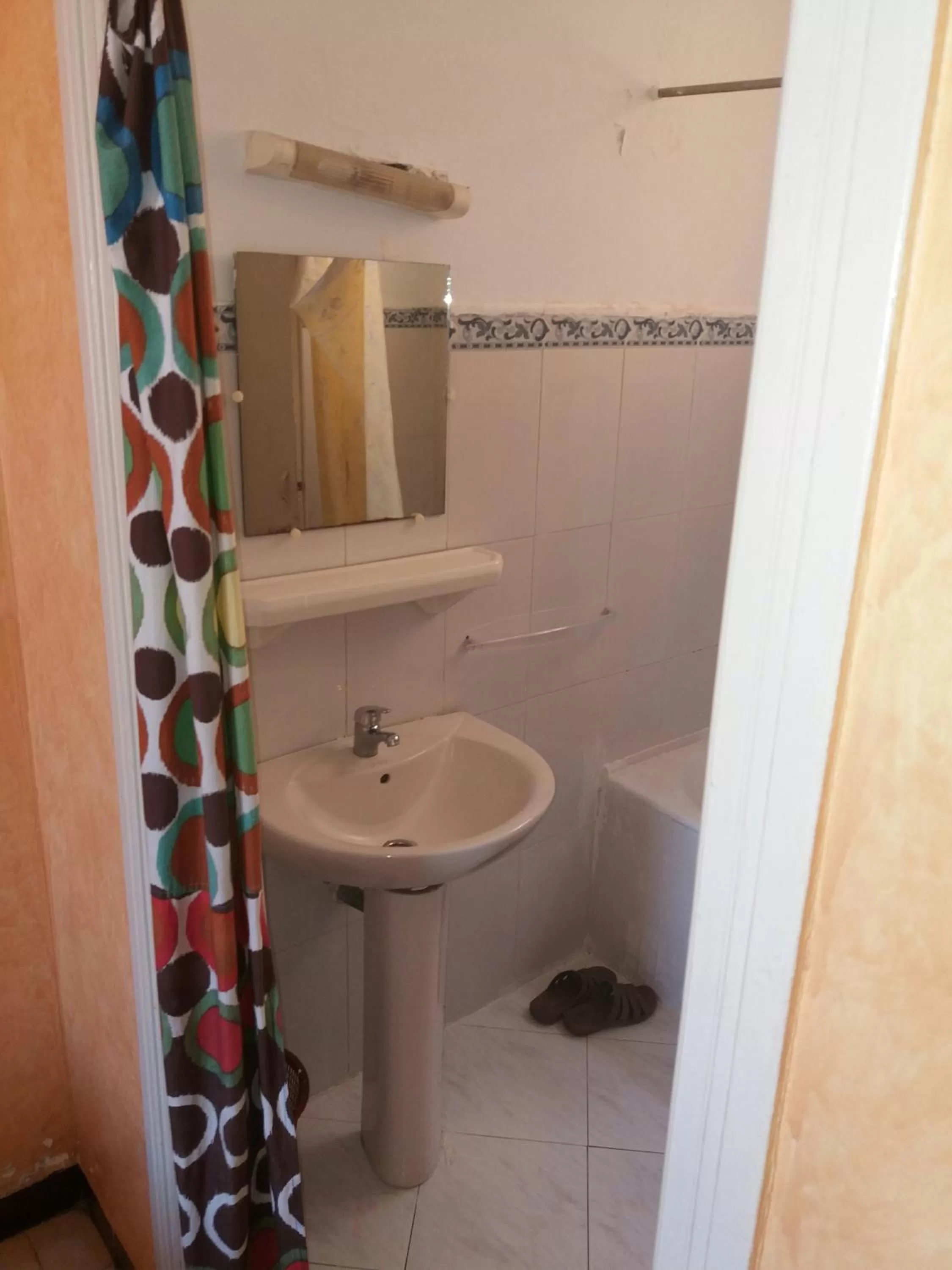 Bathroom in Hotel Le Gardenia (ex Lutetia)