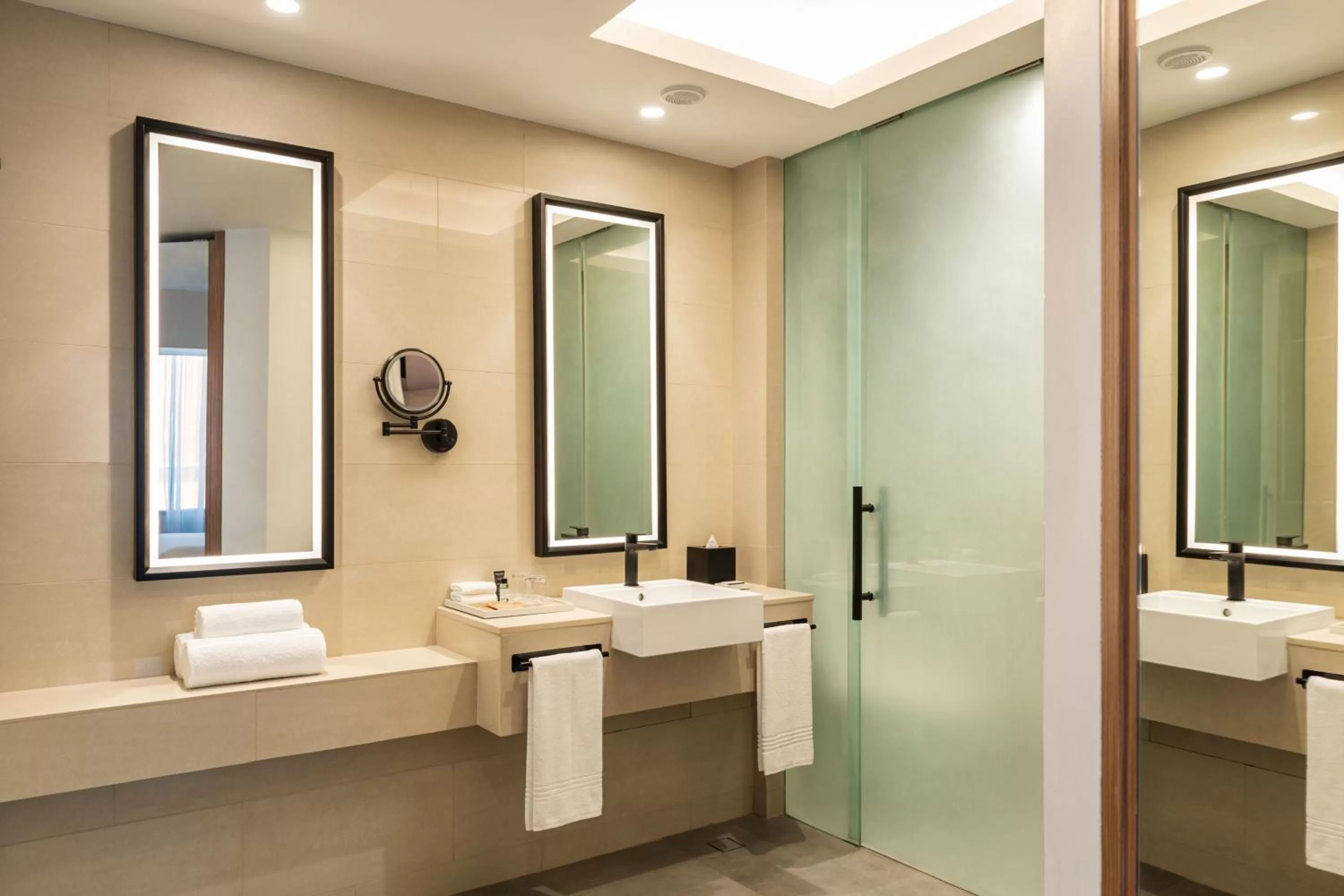 Bathroom in Sheraton Mall of the Emirates Hotel, Dubai