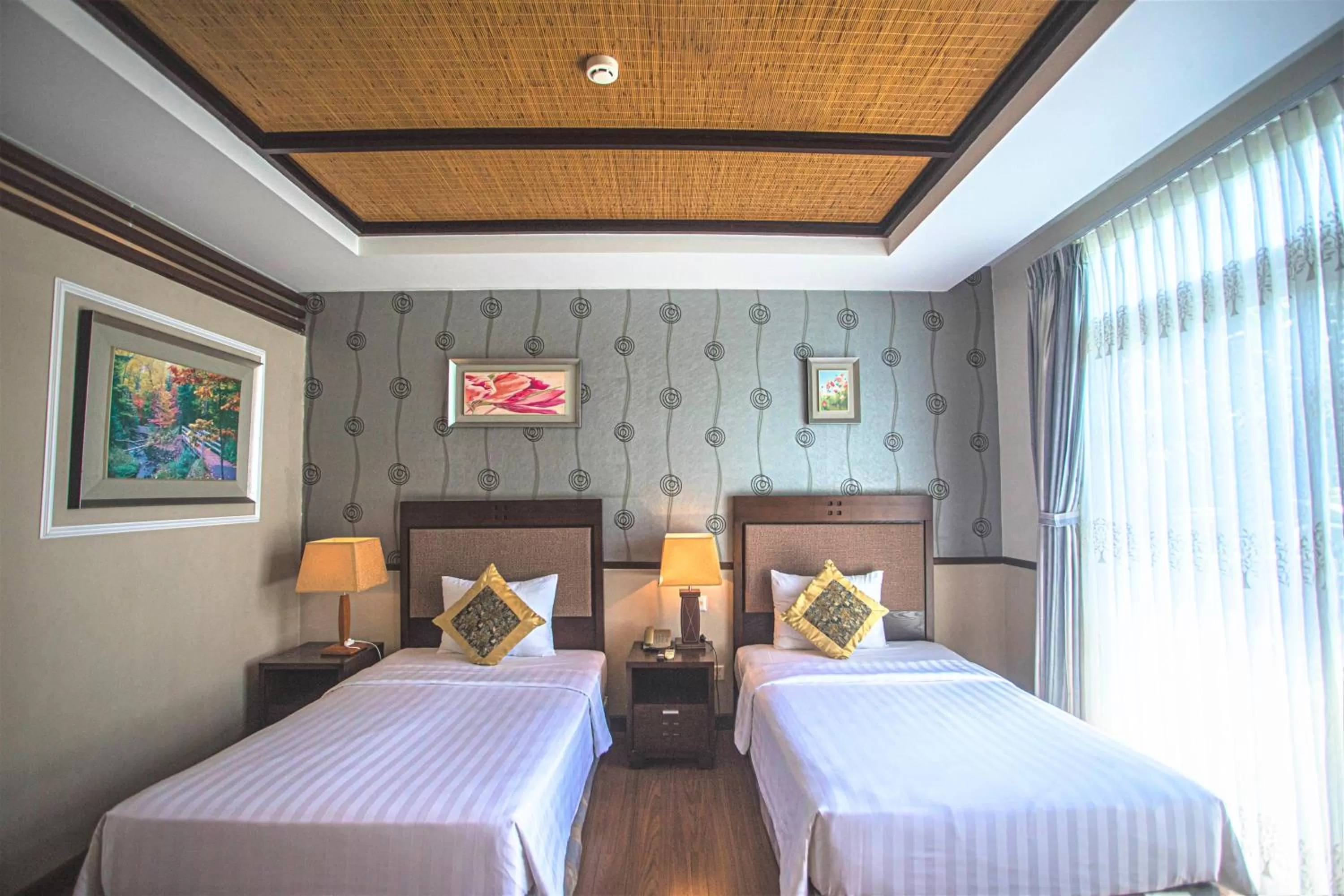 Deluxe Twin Room with Partial Sea View in Seaside Resort Vung Tau