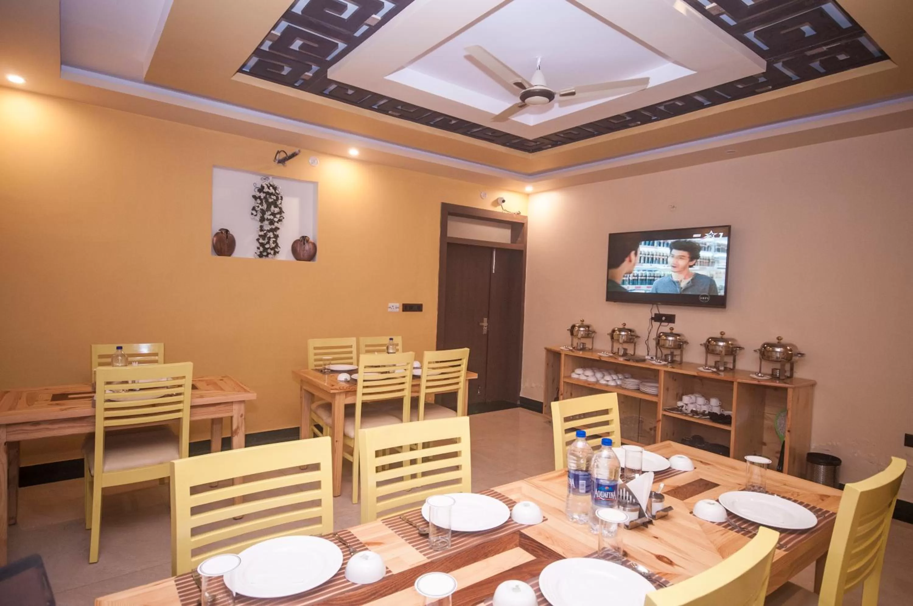 Restaurant/places to eat in DreamCatcher By Samyati Hotels and Resorts