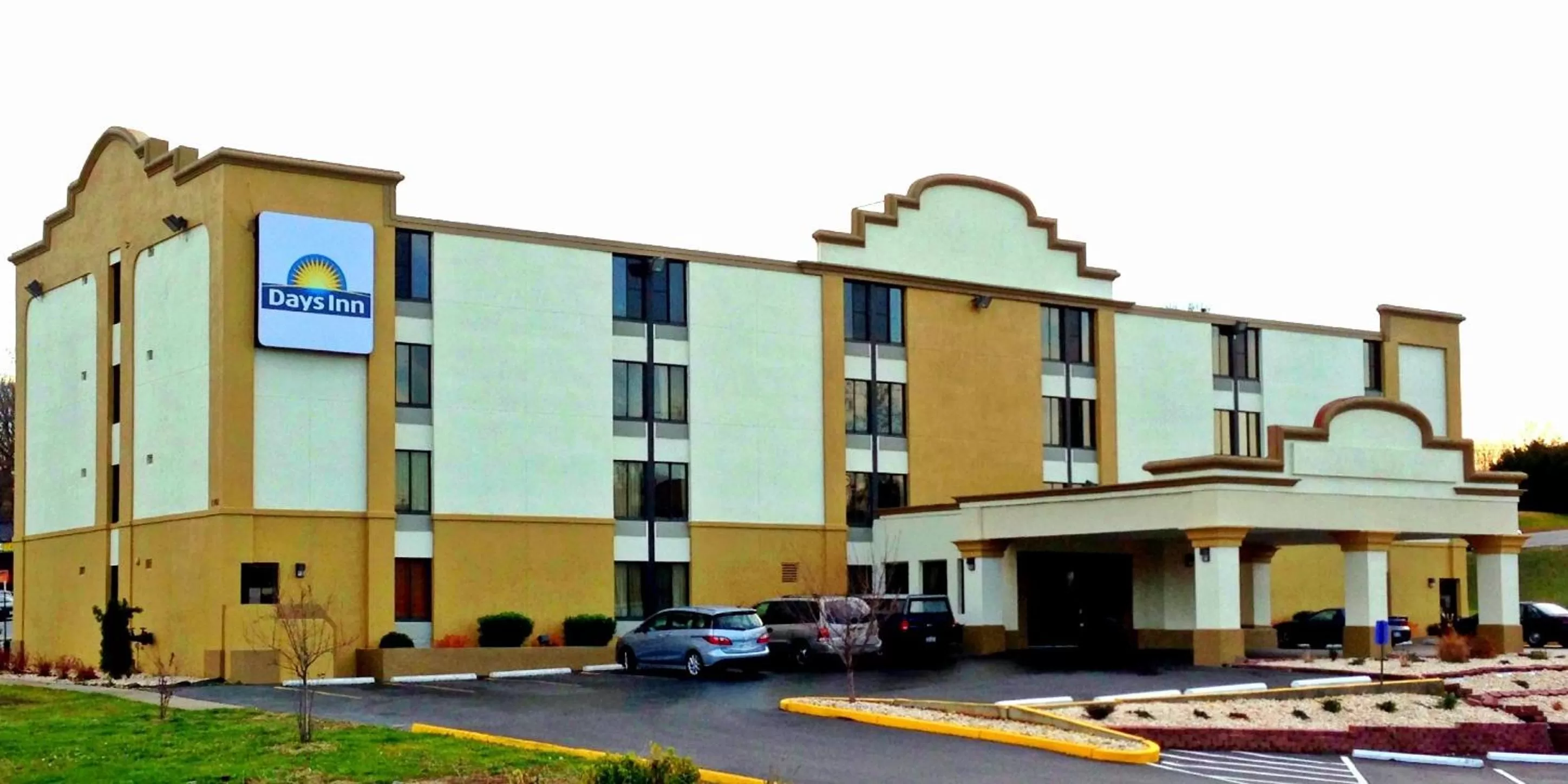 Facade/entrance in Days Inn by Wyndham Hagerstown I-70