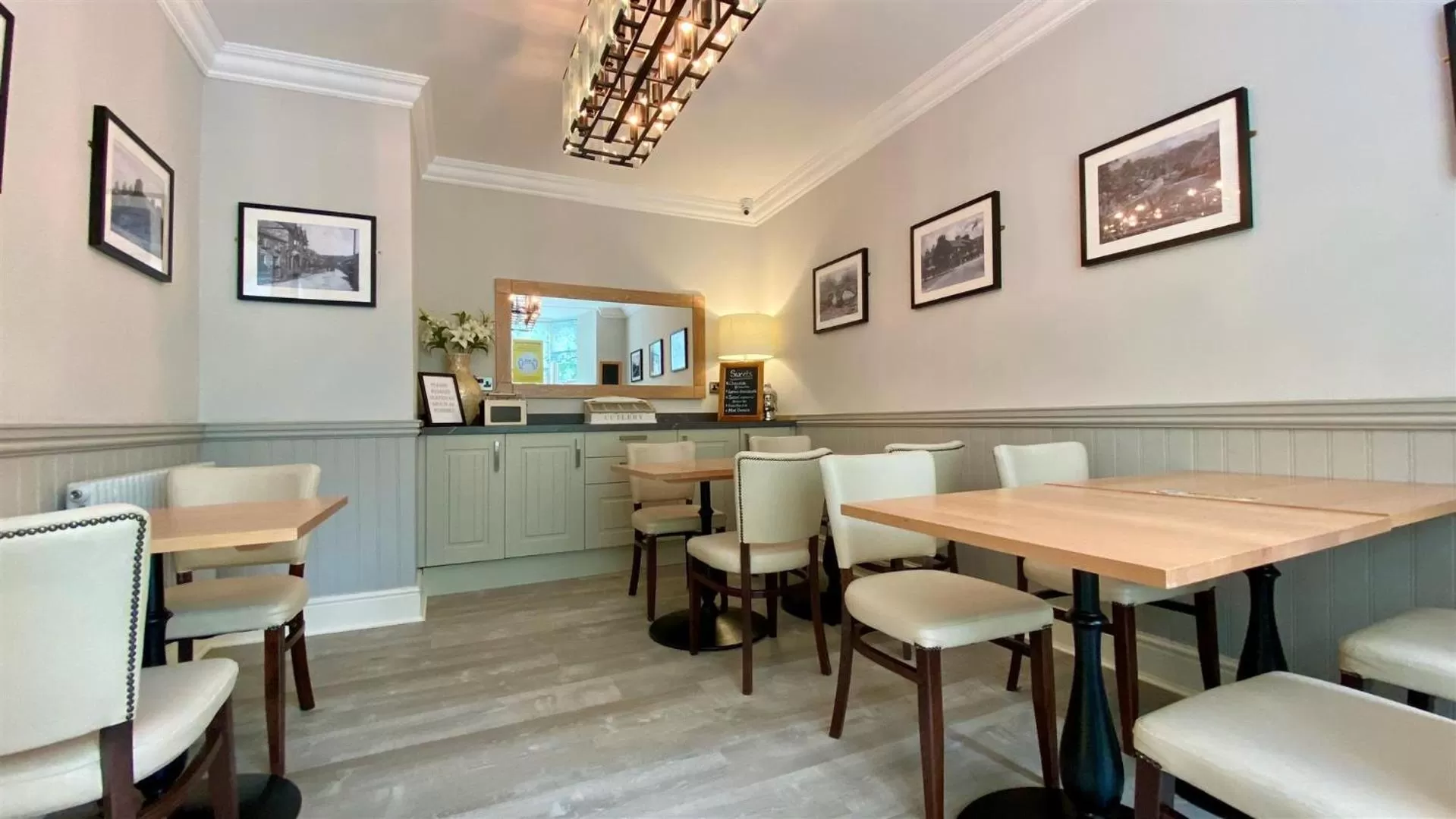 Restaurant/Places to Eat in Hafan Artro