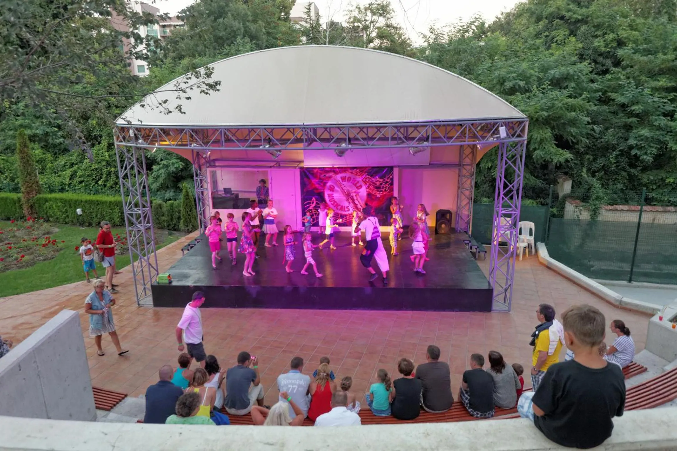 People in Kristal Hotel - All inclusive - Fully renovated rooms 2025