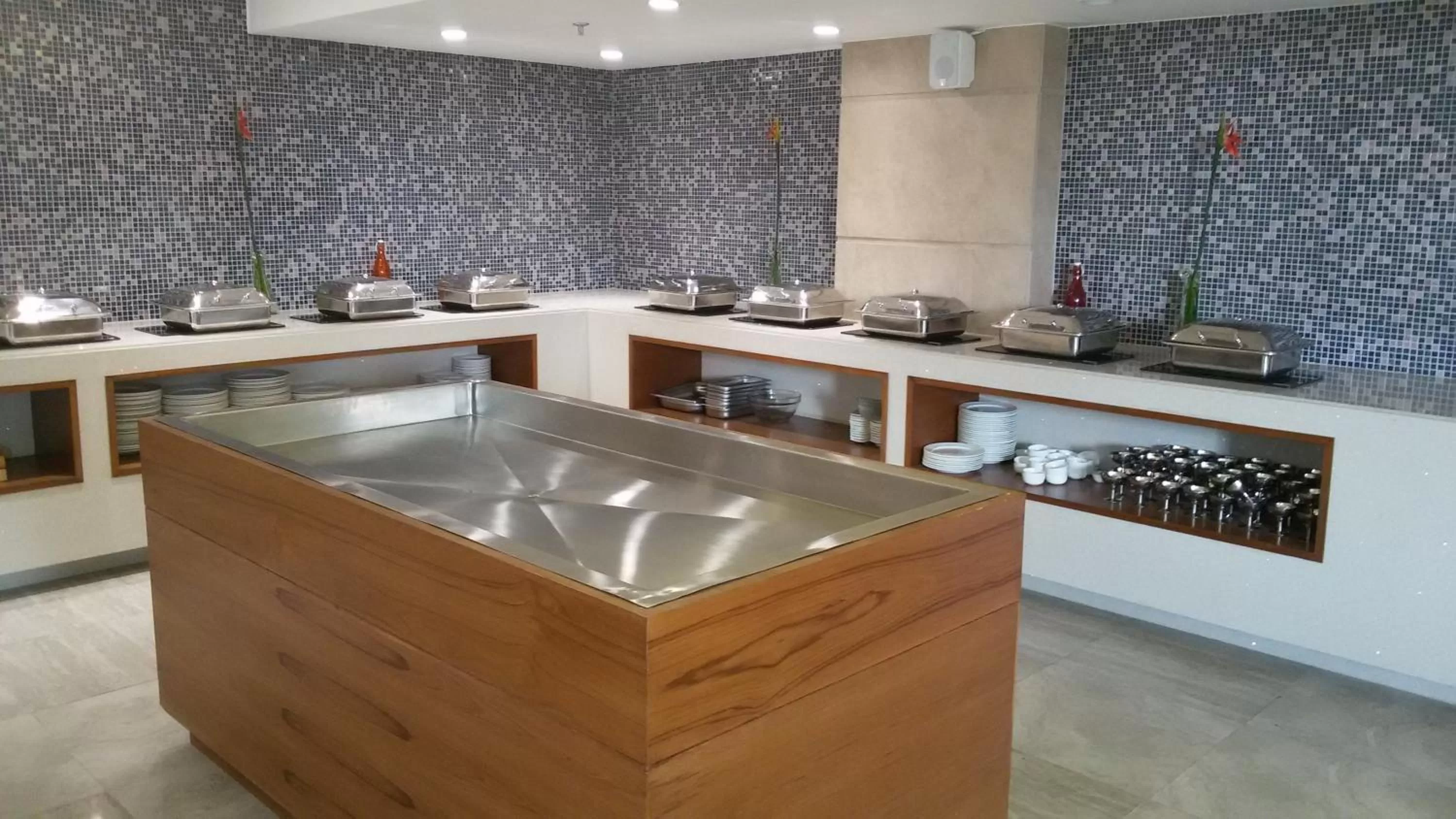 Banquet/Function facilities in Hotel Suba Elite Vadodara