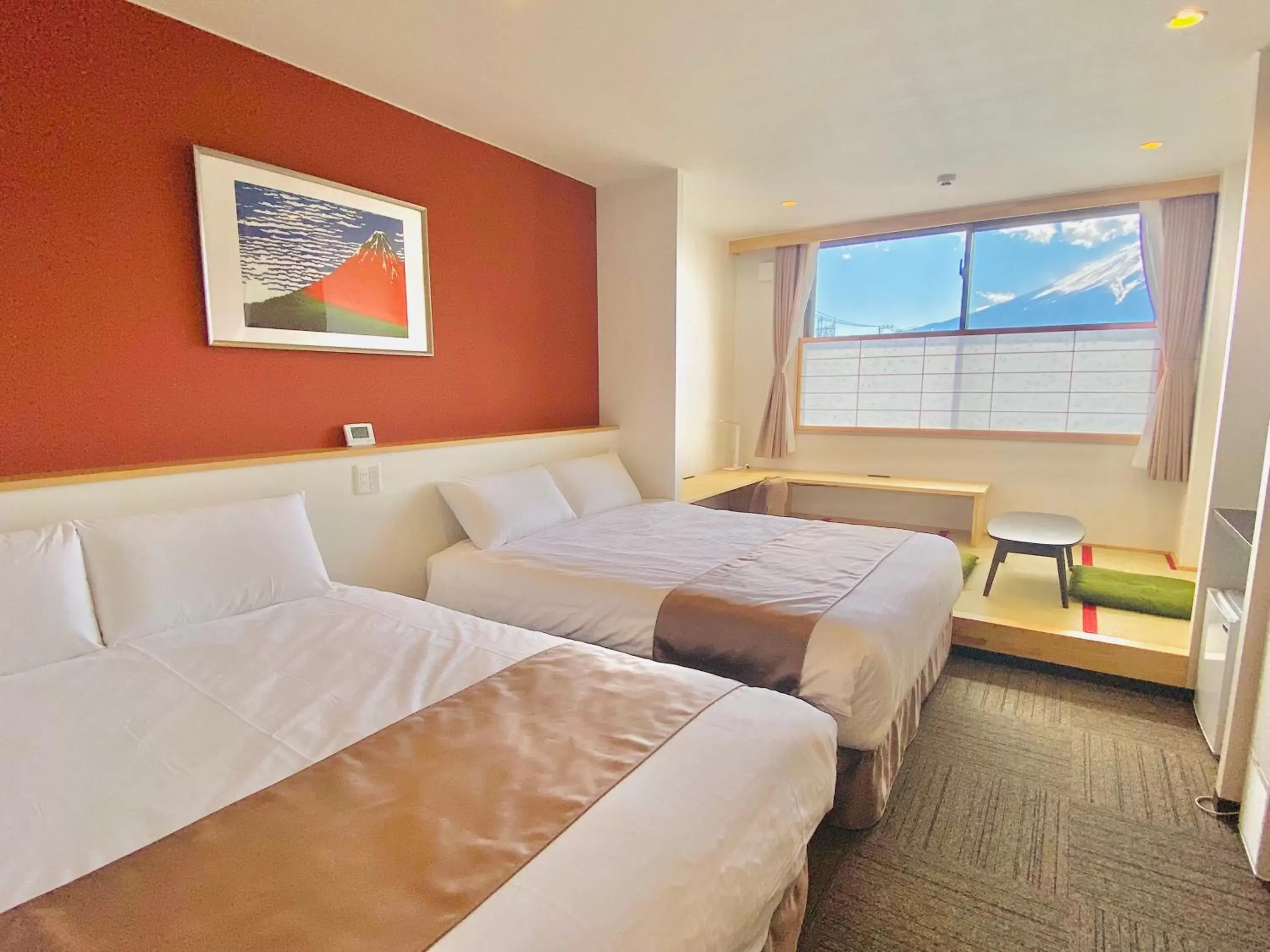 Twin Room with Mountain View - single occupancy in HAOSTAY Twin Room with Mountain View - single occupancy in HAOSTAY