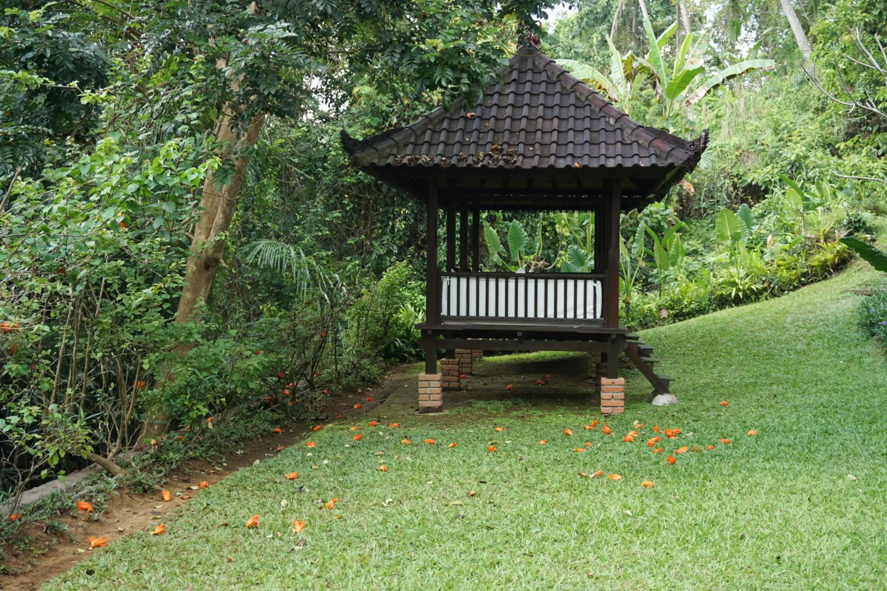 Garden in BeingSattvaa Luxury Ubud