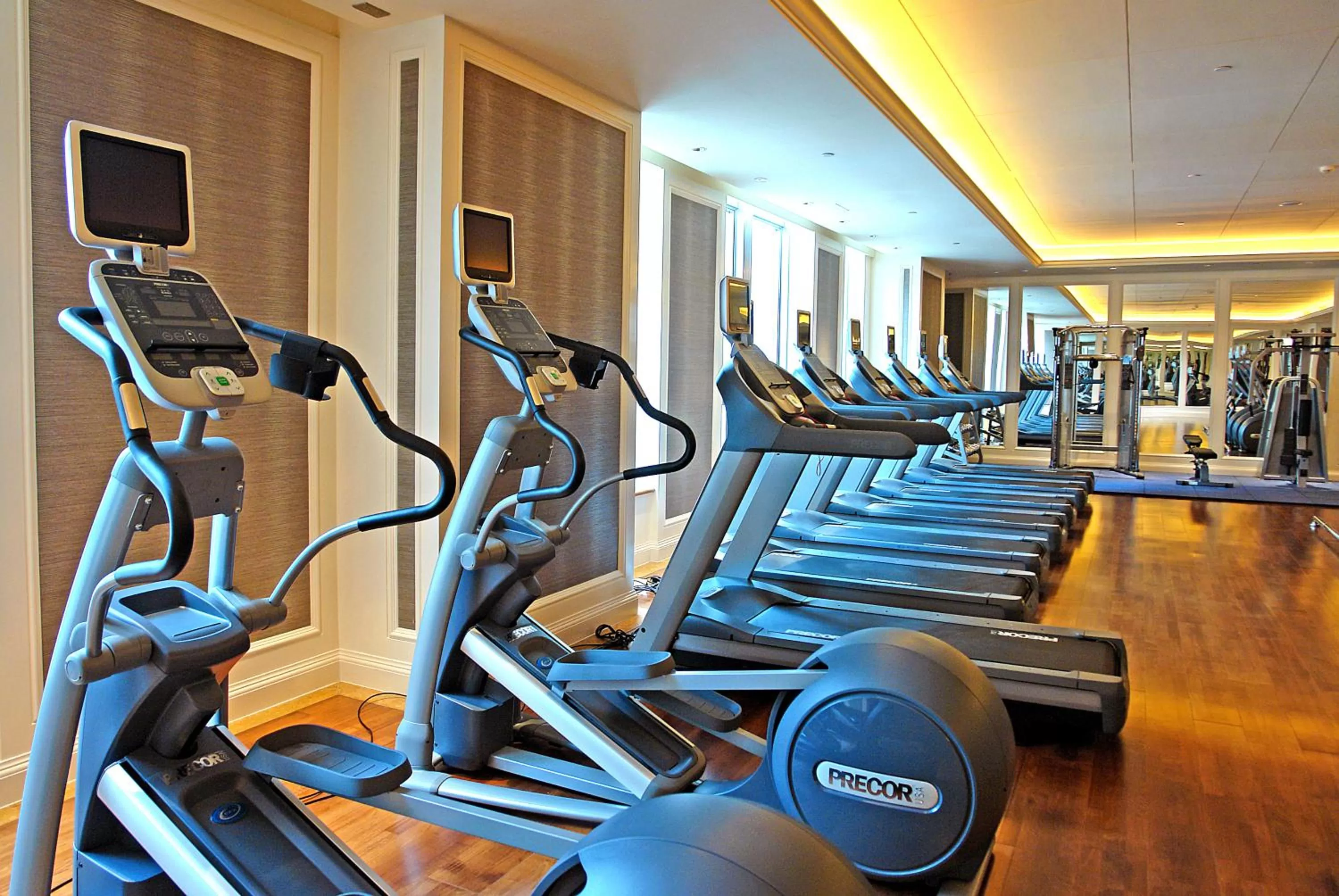 Fitness centre/facilities in Grand Central Hotel Shanghai - Nanjing Road